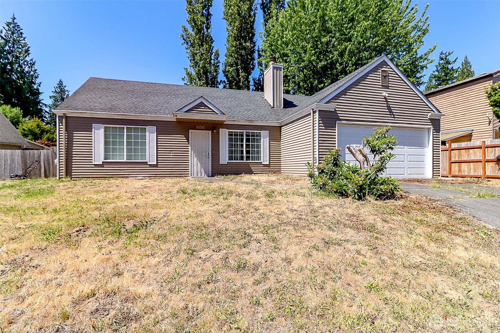 6726 20th Dr Property Photo 1