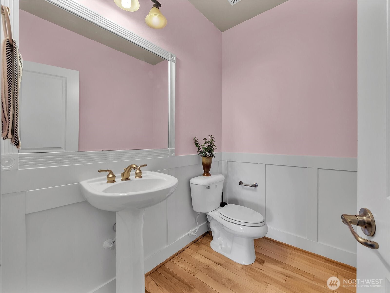 4021 220th Street Property Photo 13