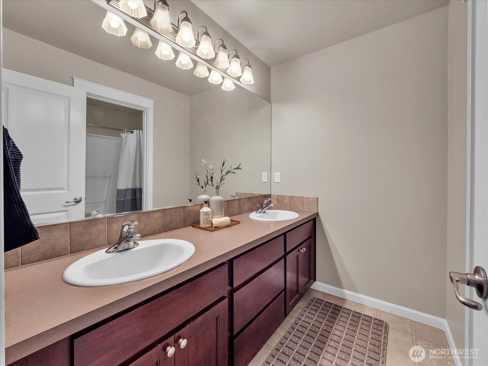 4021 220th Street Property Photo 19