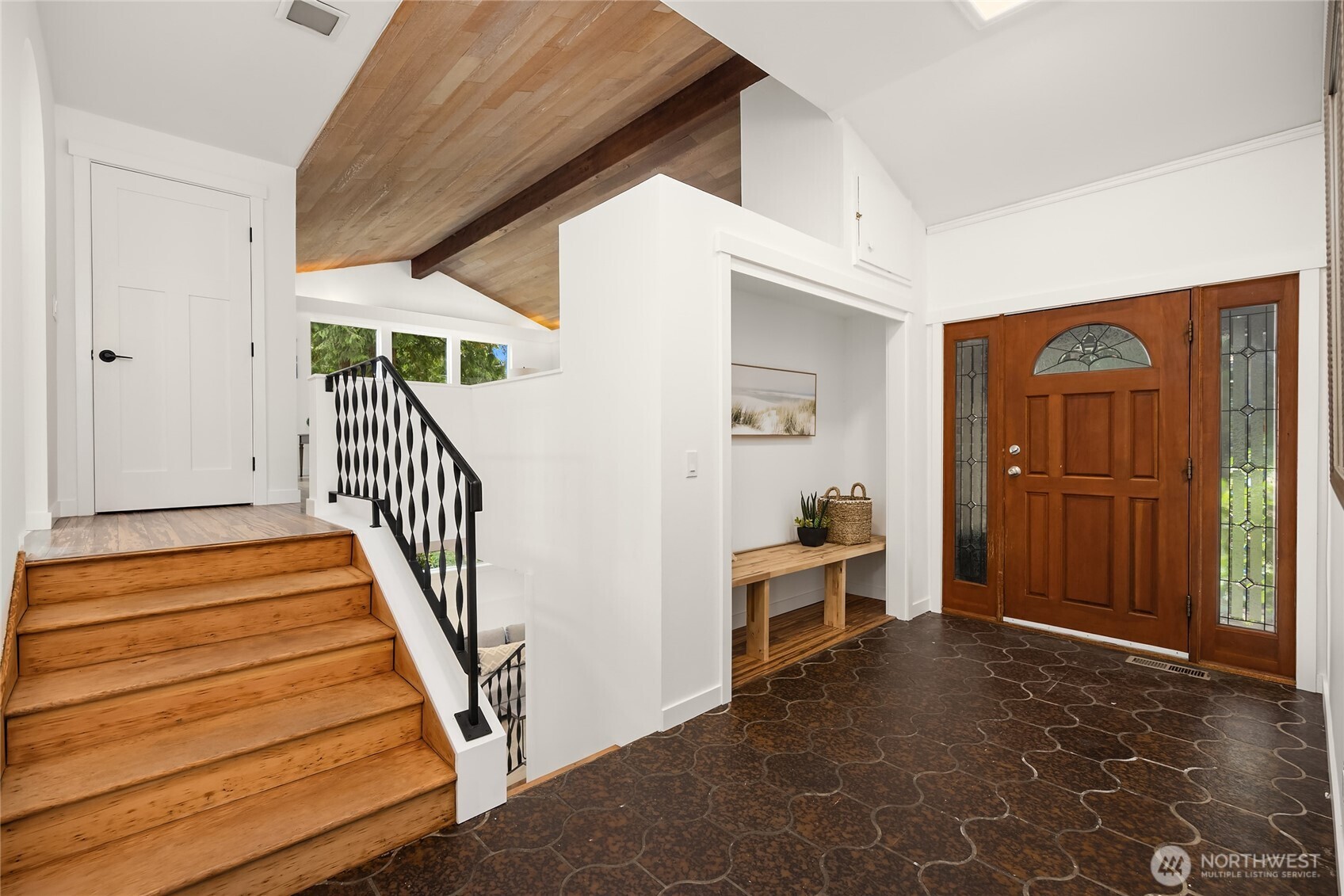 10376 Ne Winthers Road Property Photo 8