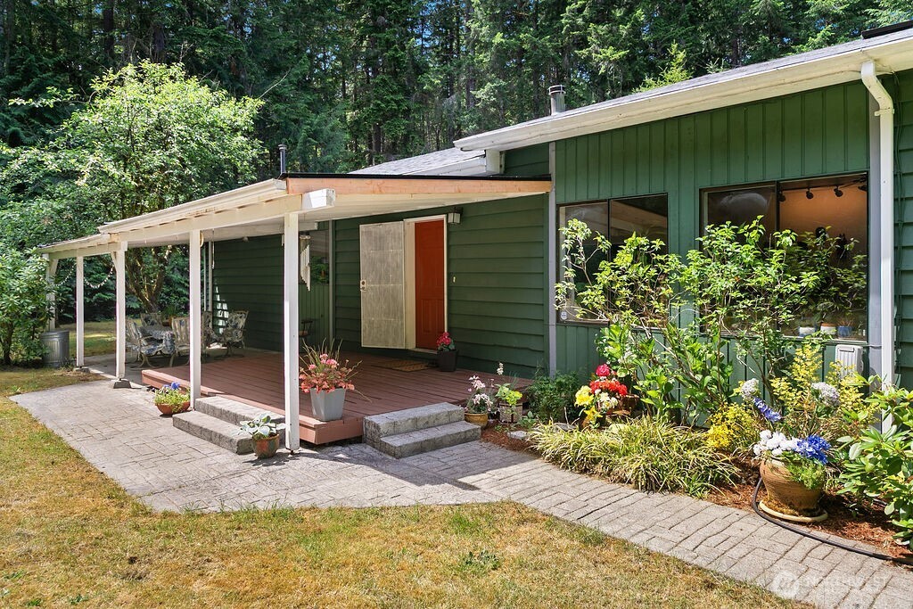 19328 Widme Street Property Photo 1