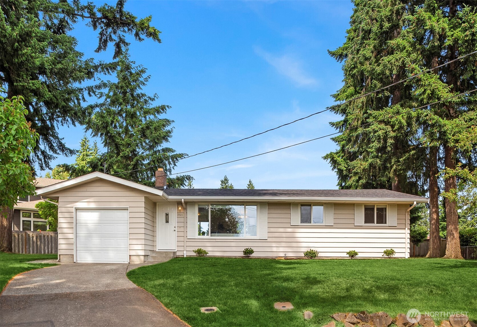 2524 Dayton Avenue Property Photo 1