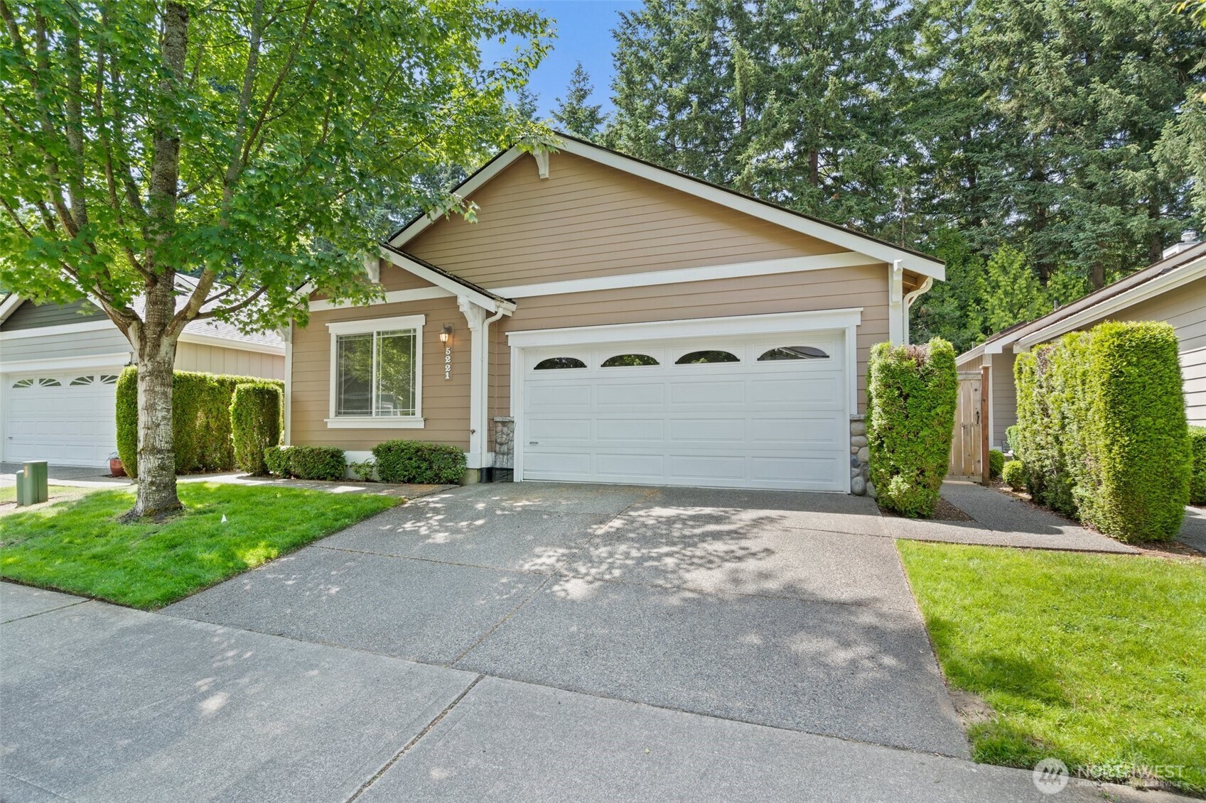 5221 Ivy Hill Lane Property Photo 1