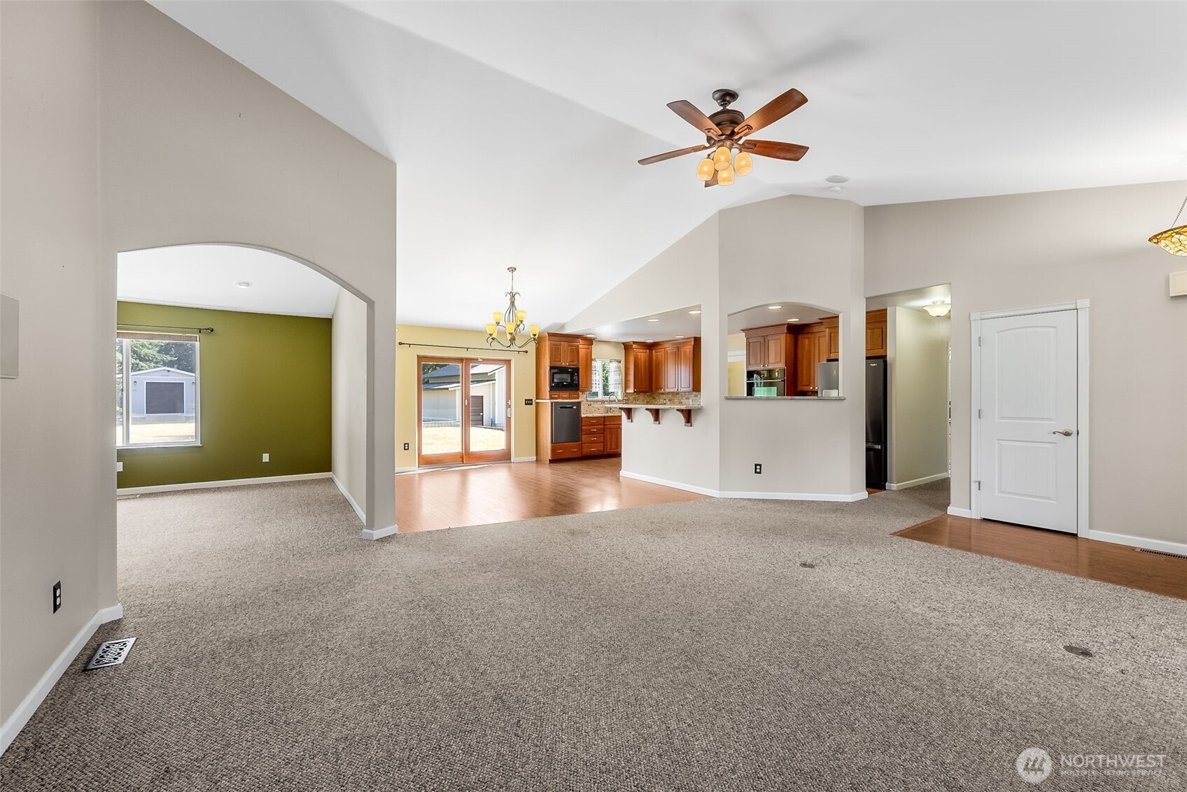 9504 347th Street Property Photo 3