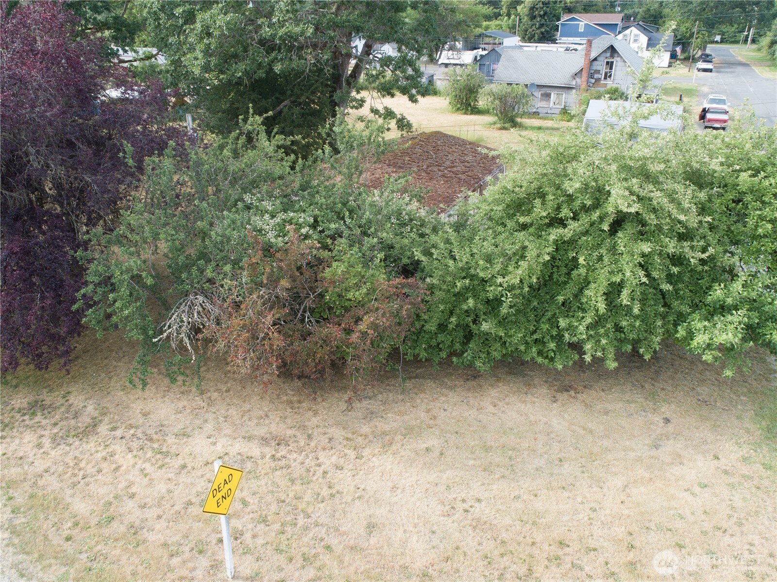 312 2nd Street Property Photo 4