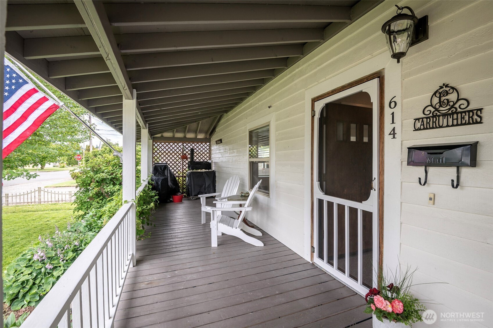 614 16th Street Property Photo 2