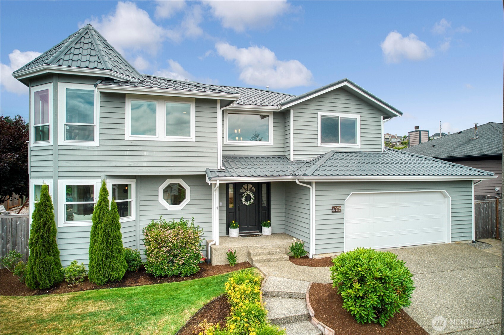 4305 Cliff Side Drive Property Photo 1
