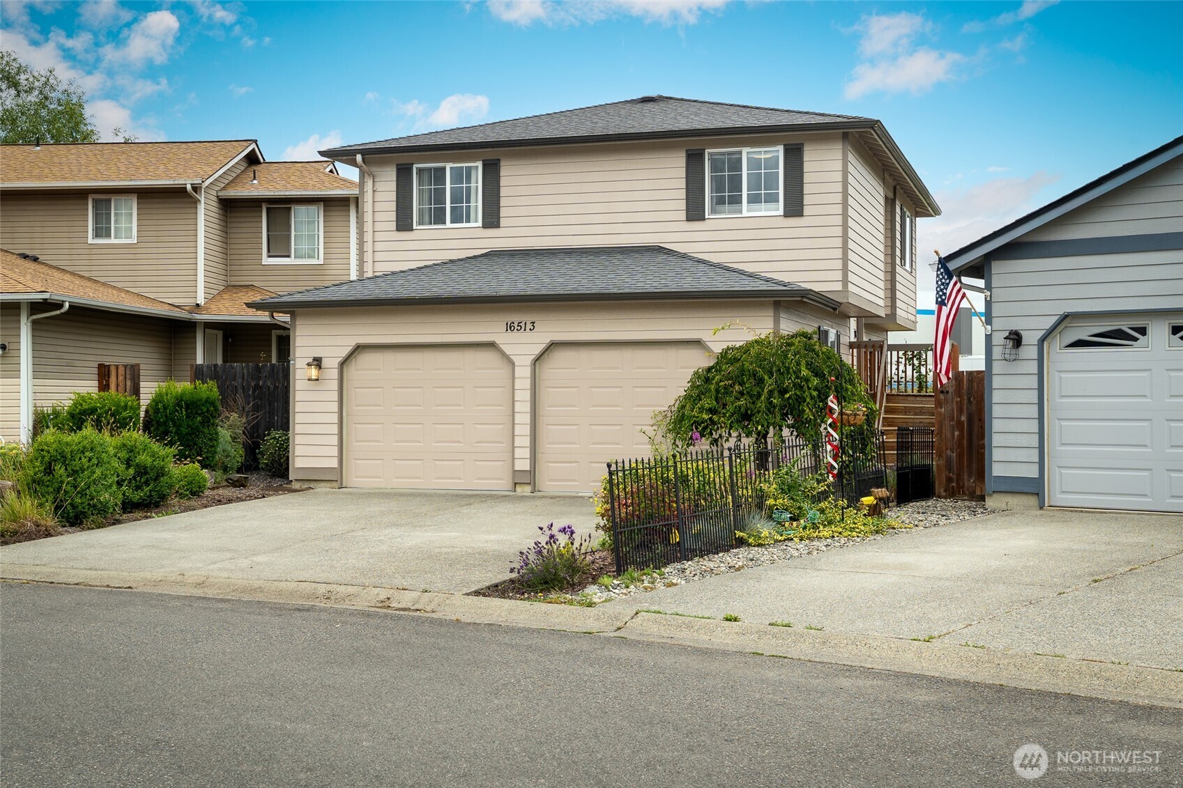 16513 42nd Avenue Property Photo 1