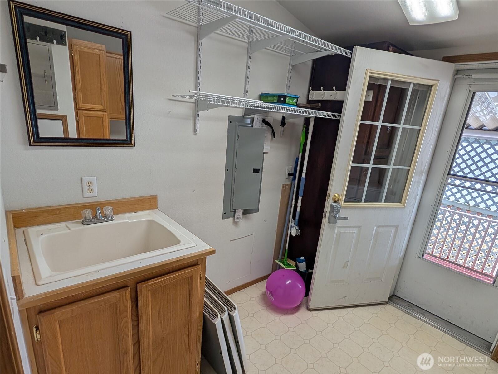 1200 Lincoln Street 154 Property Photo 27