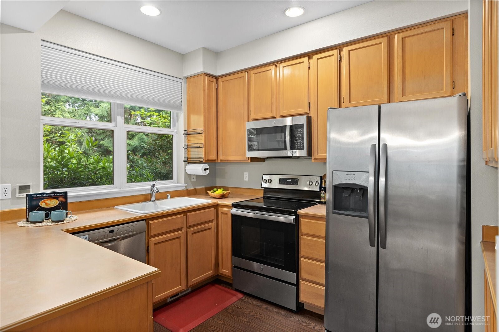 9308 157th Place B101 Property Photo 10