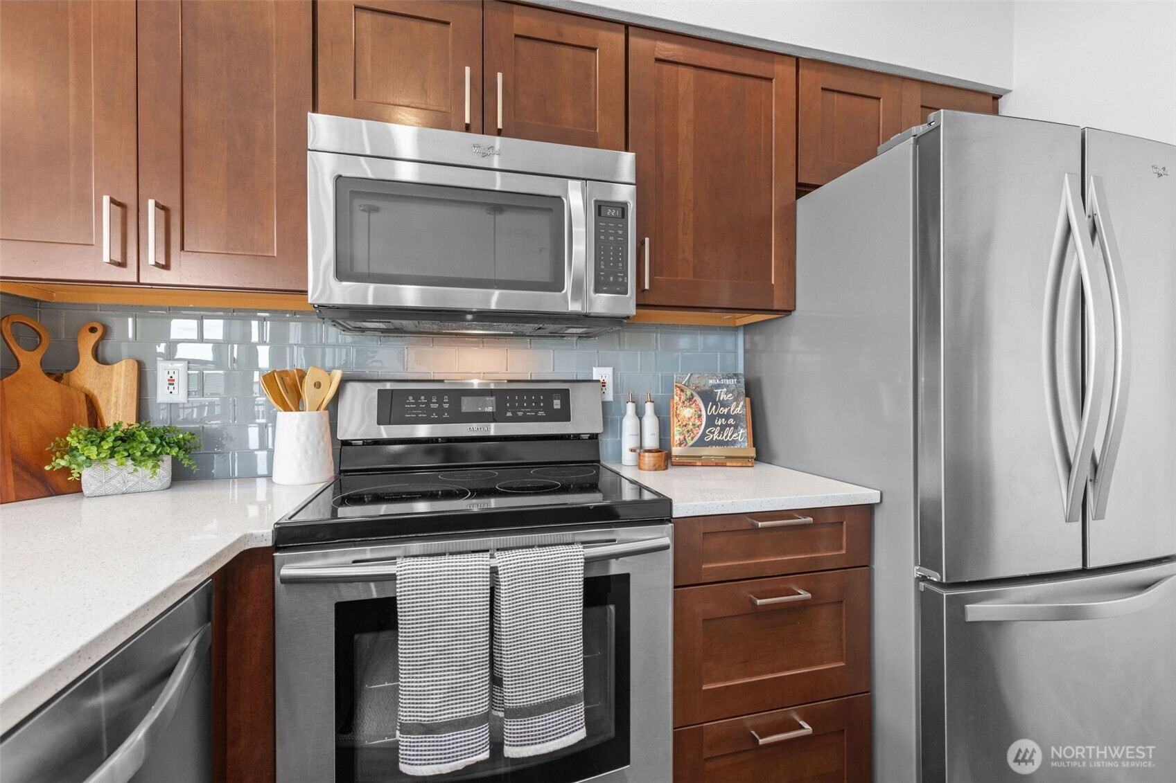 232 Belmont Avenue 503 Property Photo 6