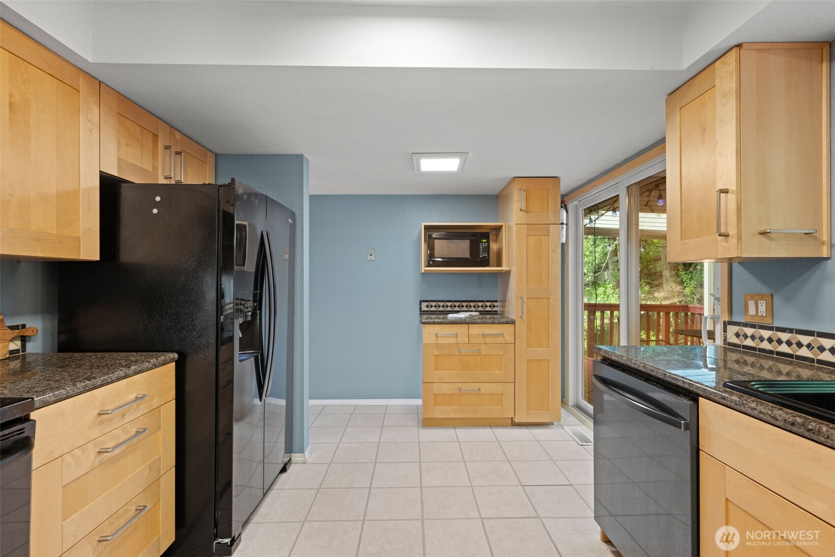 5159 Country Club Way Property Photo 12