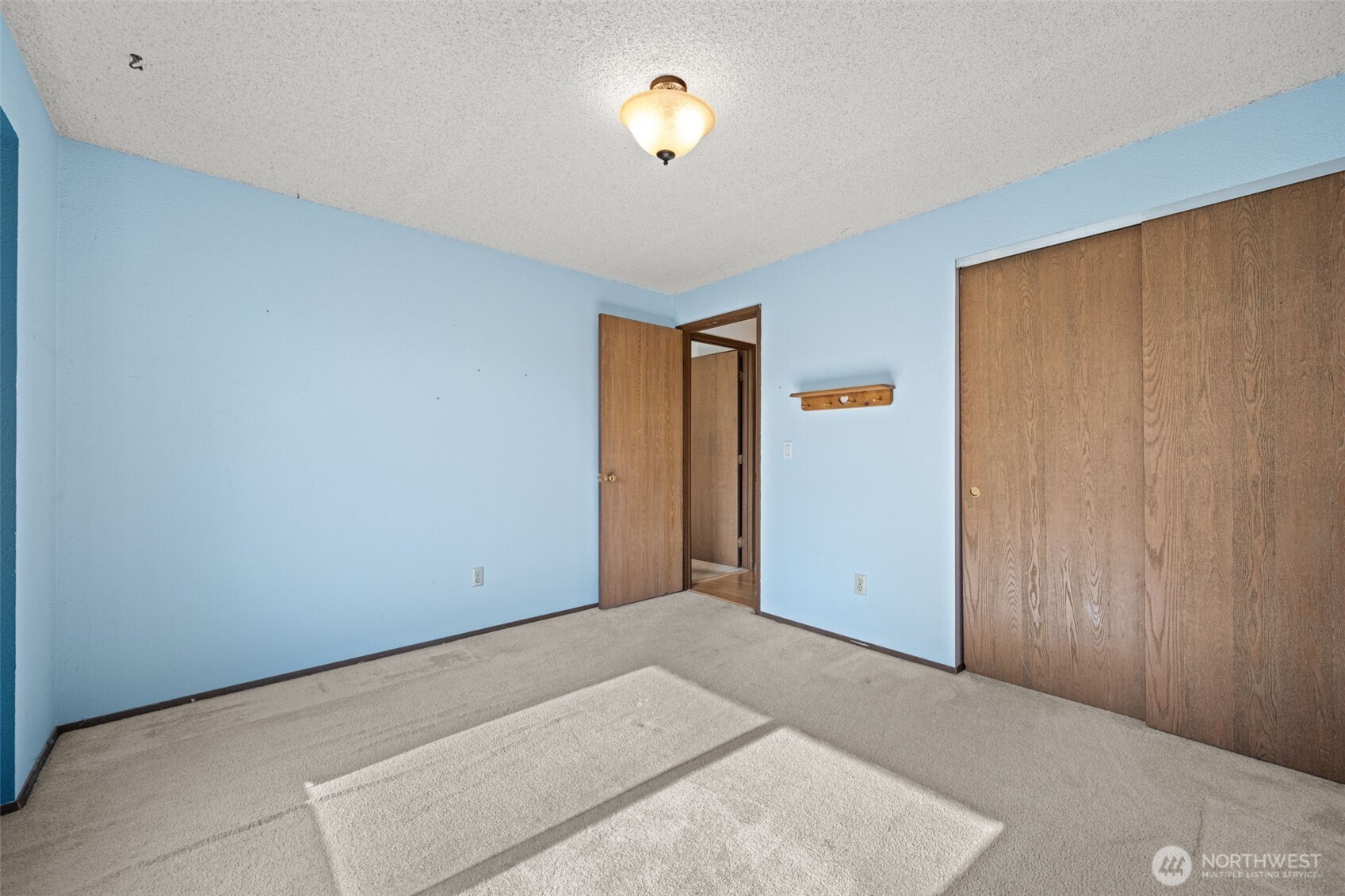 5159 Country Club Way Property Photo 27