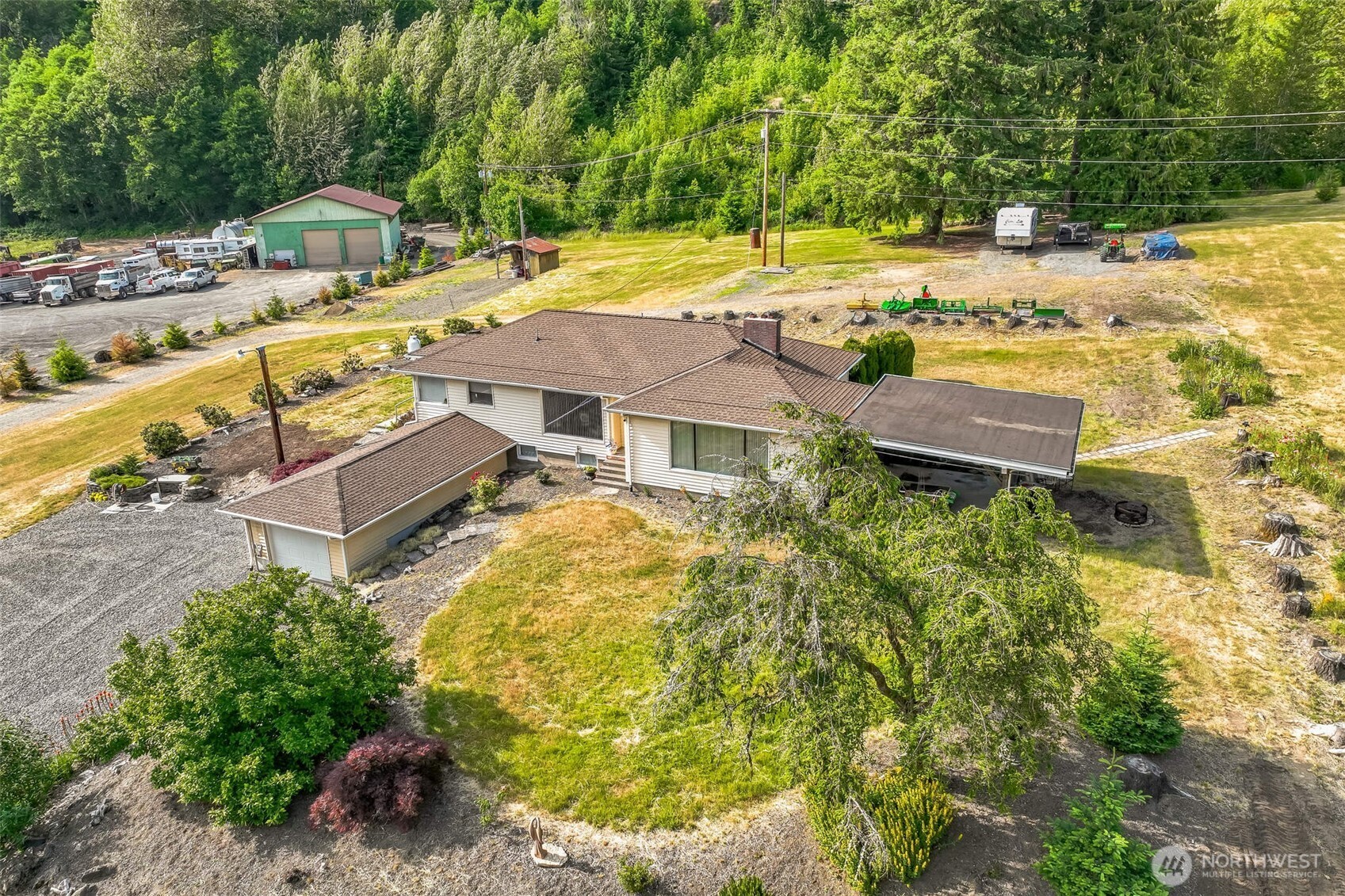 107 Peters Creek Property Photo 1