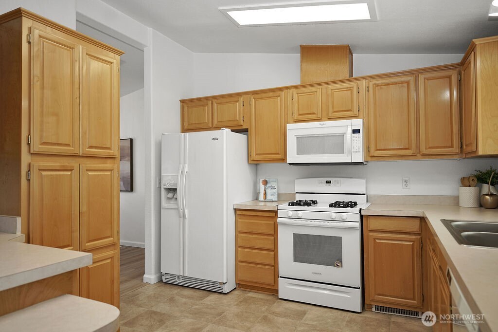 24027 222nd Place 88 Property Photo 10