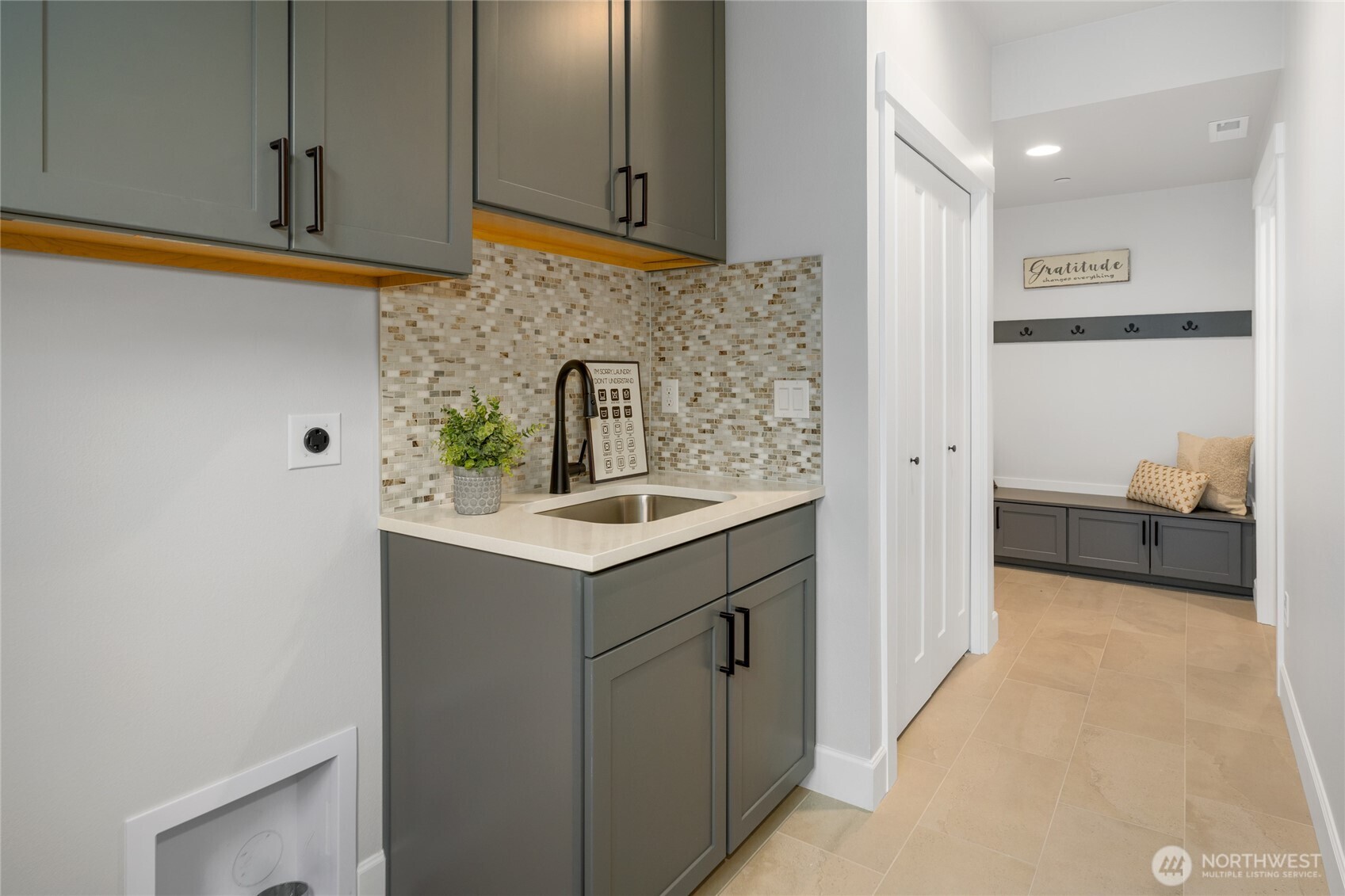81 Plateau Loop Property Photo 26