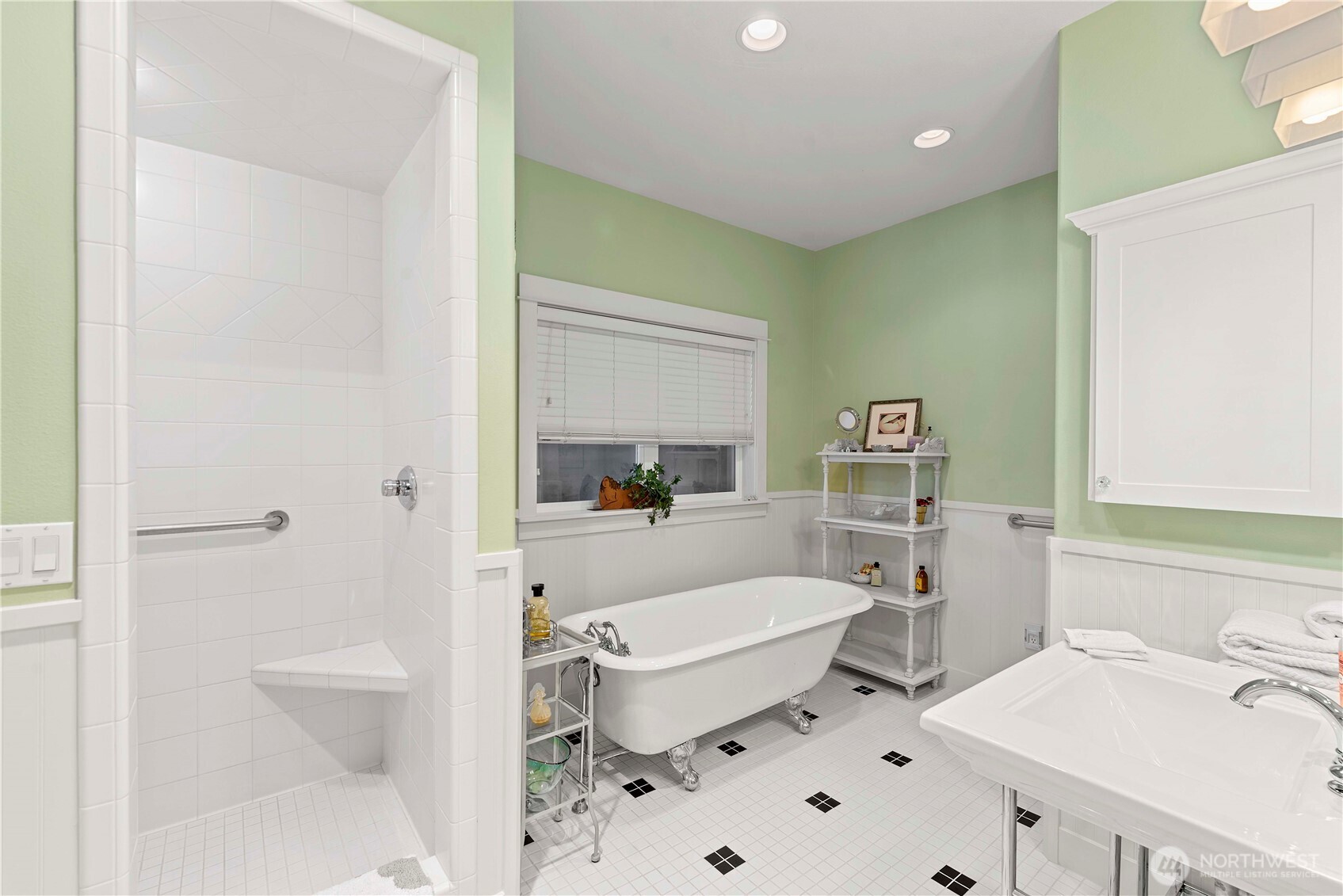 15320 Cedar Brae Property Photo 36