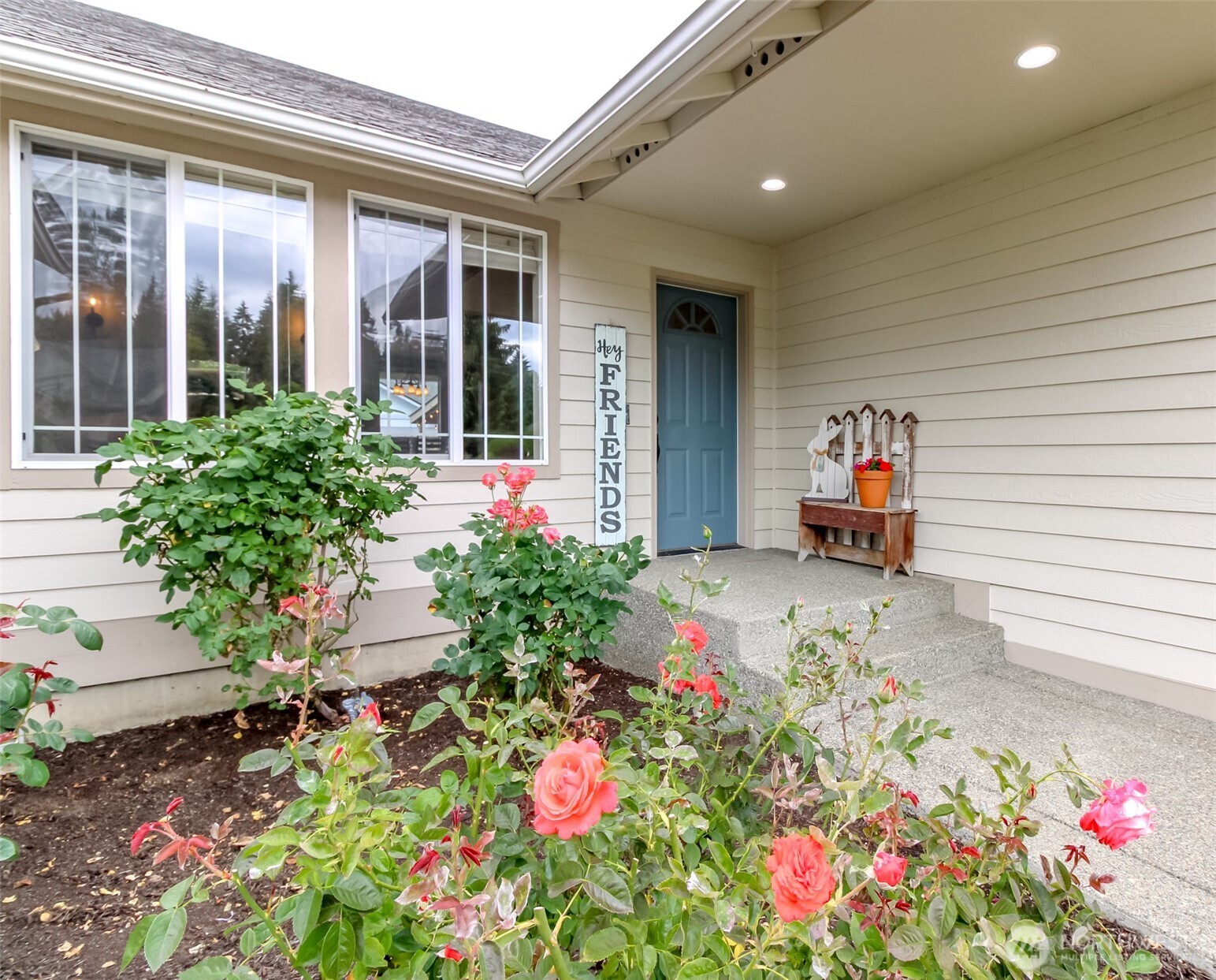 5117 77th Street Property Photo 4