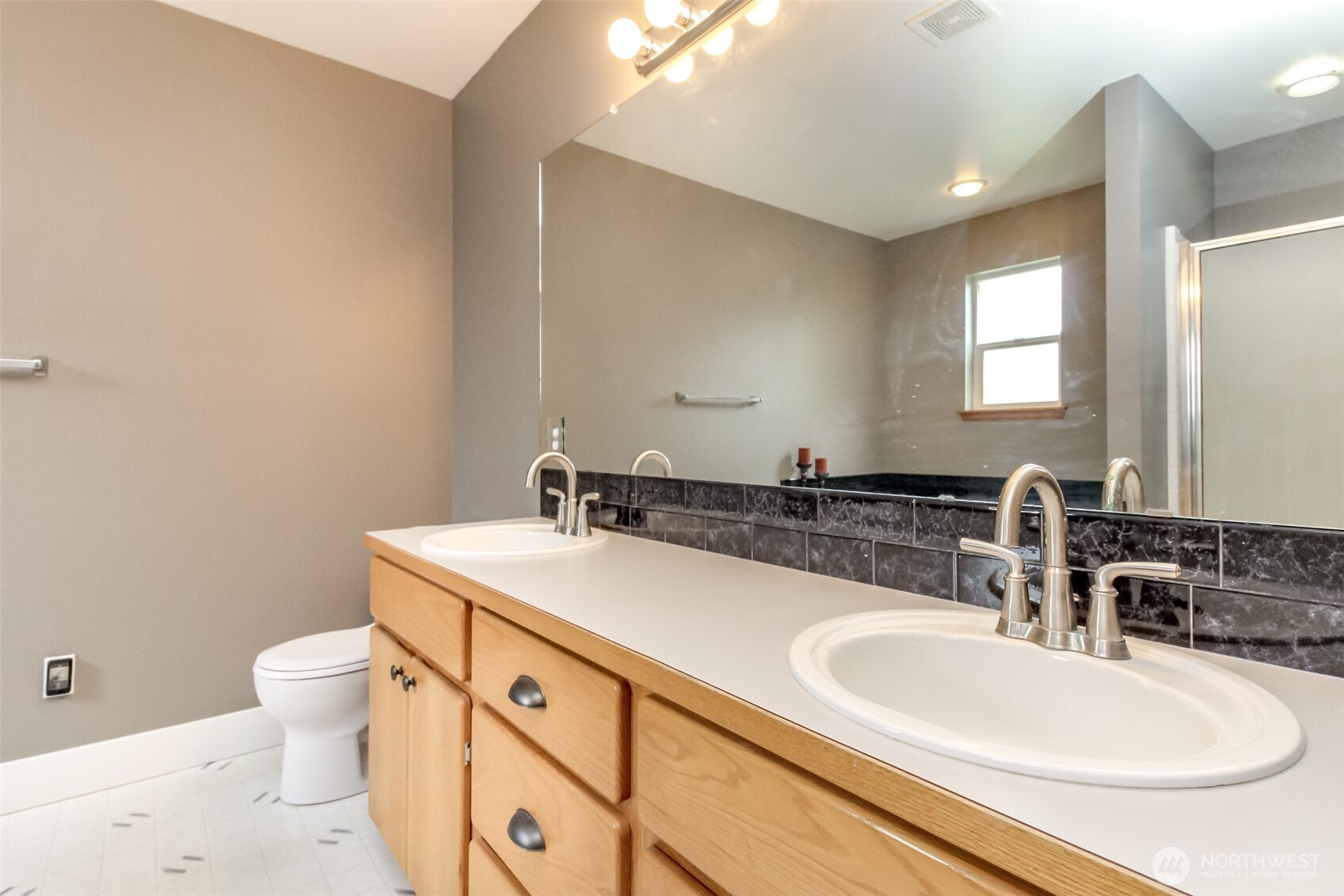 5117 77th Street Property Photo 22