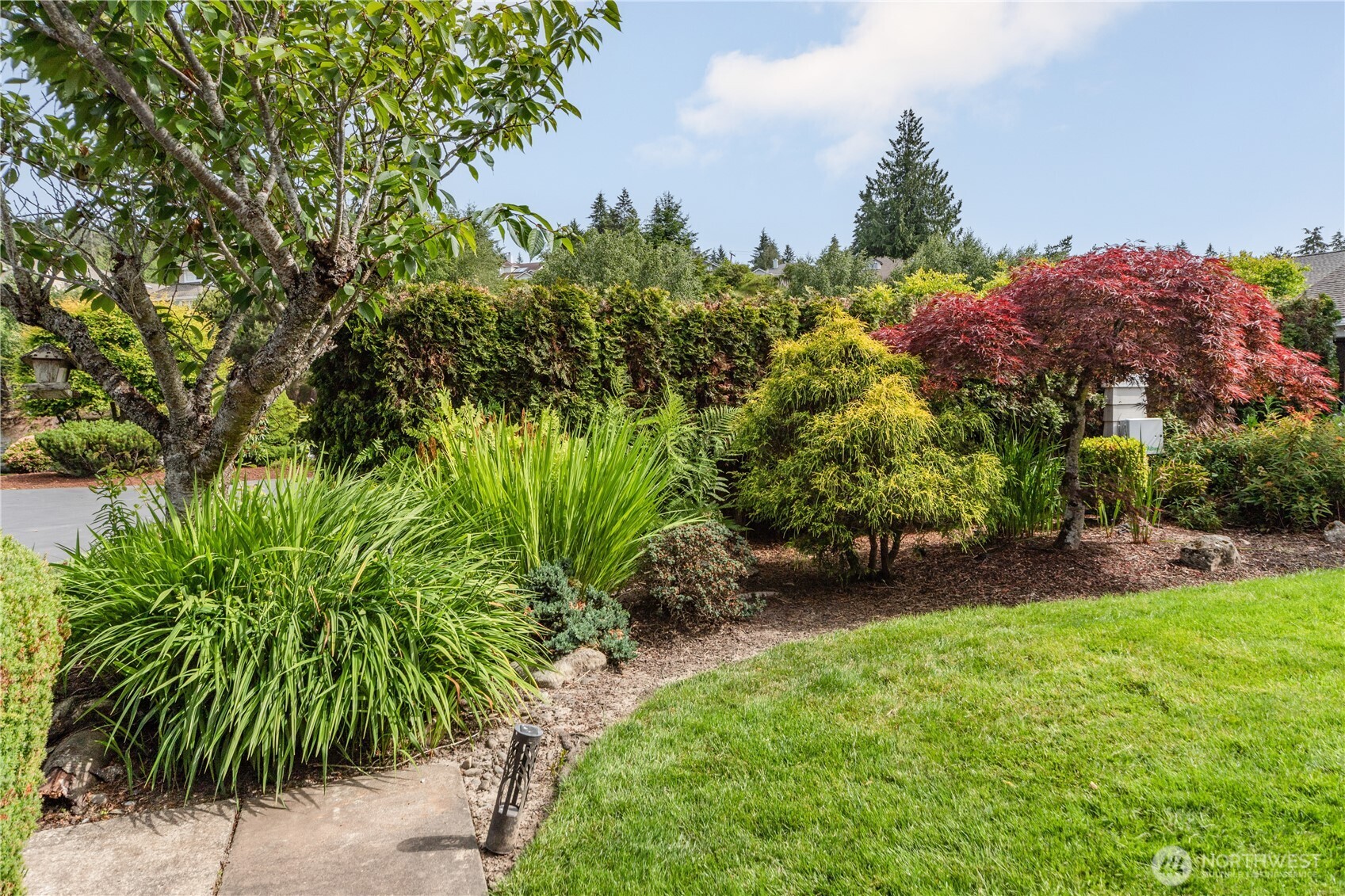 95 Martingale Place Property Photo 2