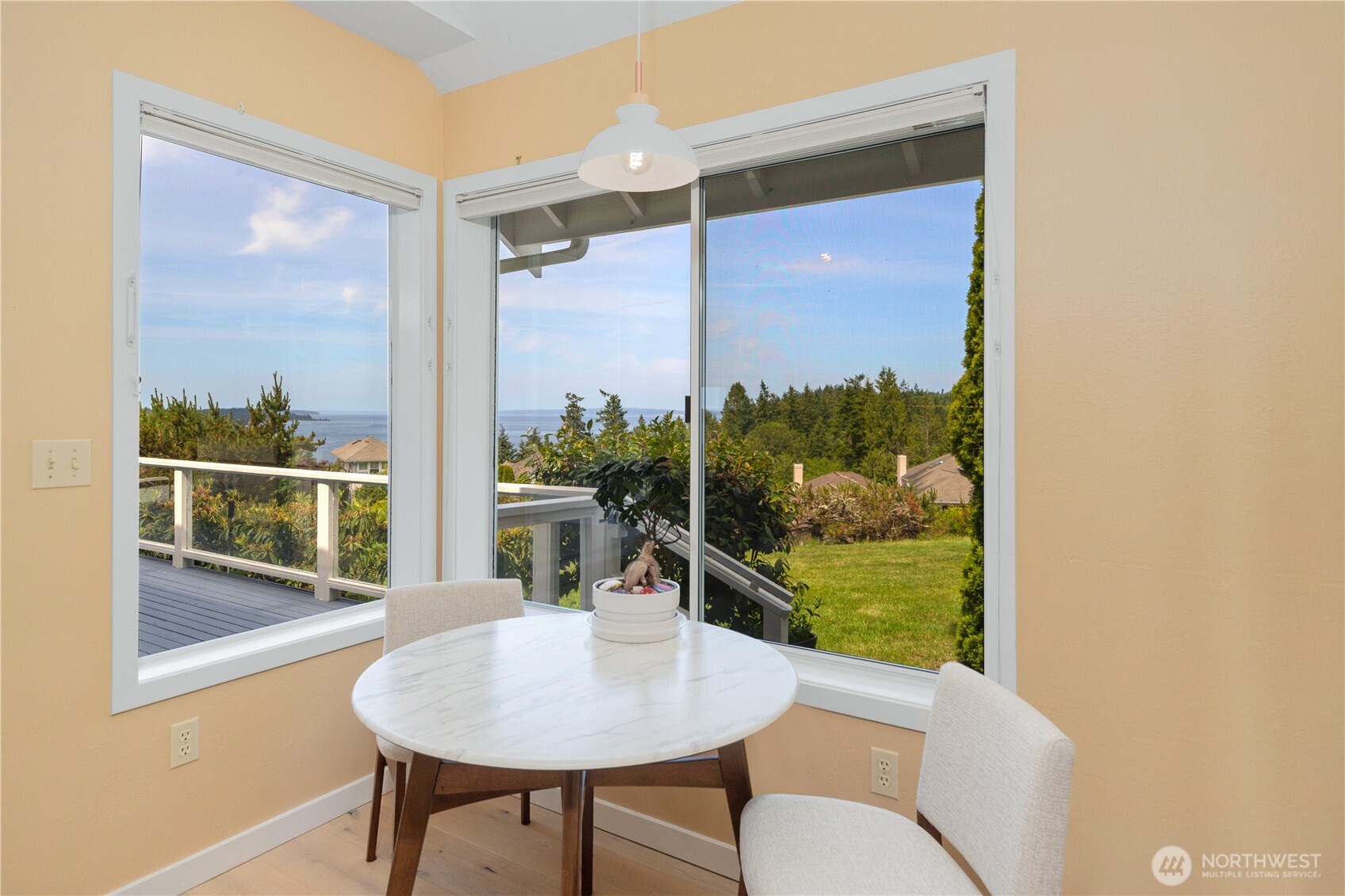 95 Martingale Place Property Photo 20