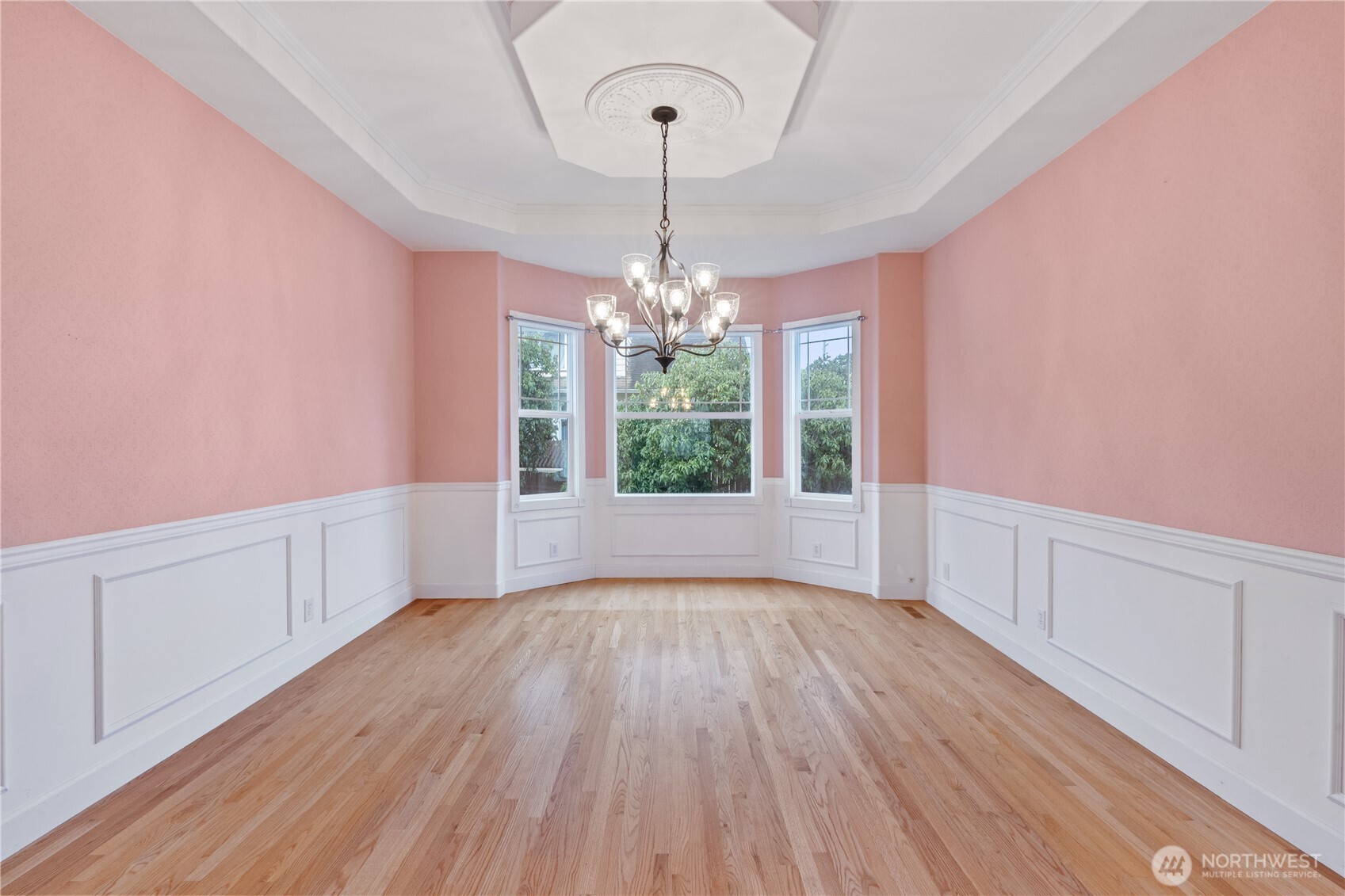 404 W Marcy Avenue Property Photo 11