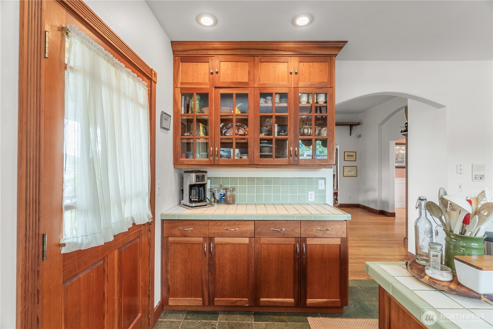 404 W Marcy Avenue Property Photo 16