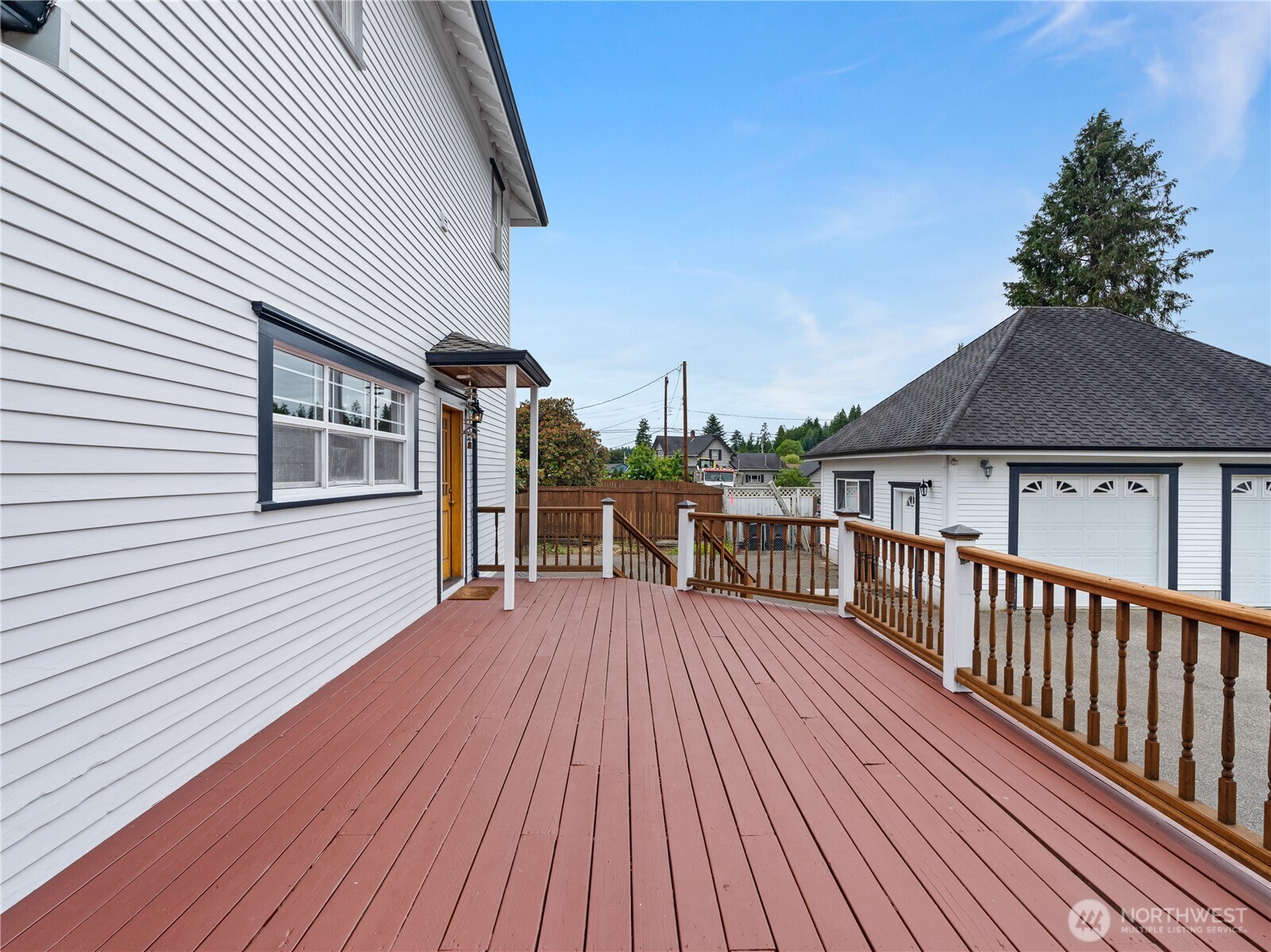 404 W Marcy Avenue Property Photo 32