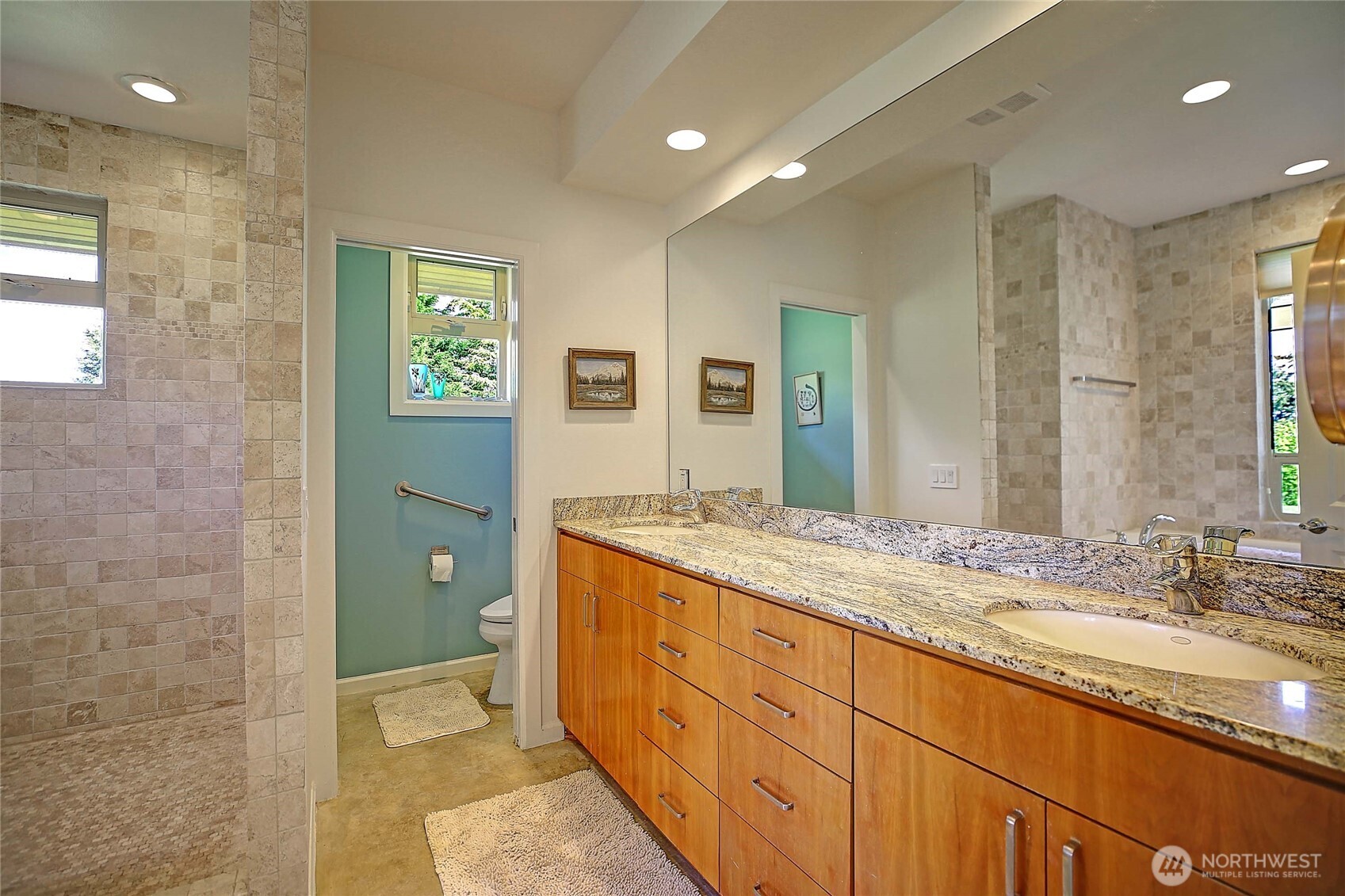 347 Ravenswood Lane Property Photo 16