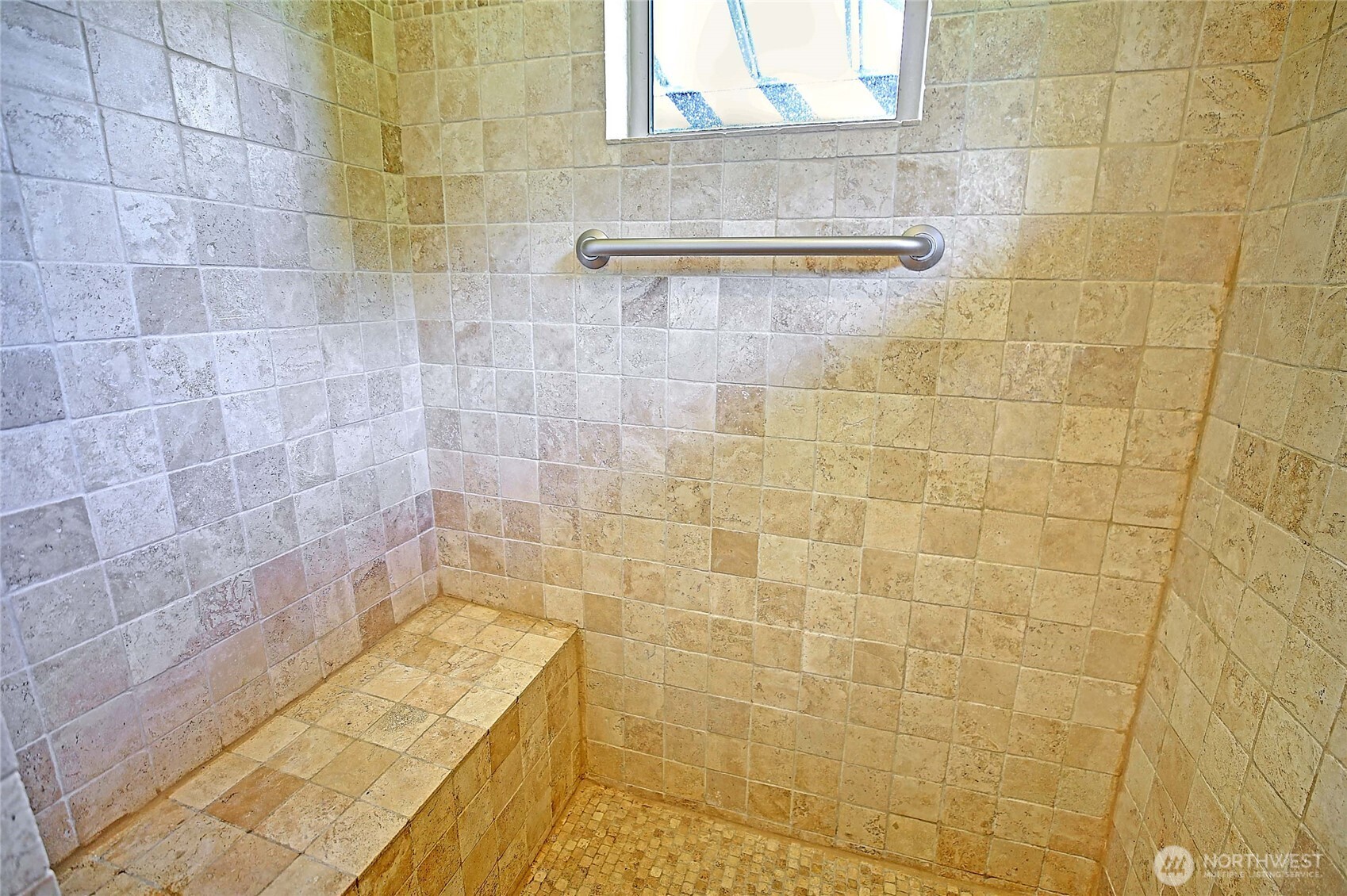 347 Ravenswood Lane Property Photo 18