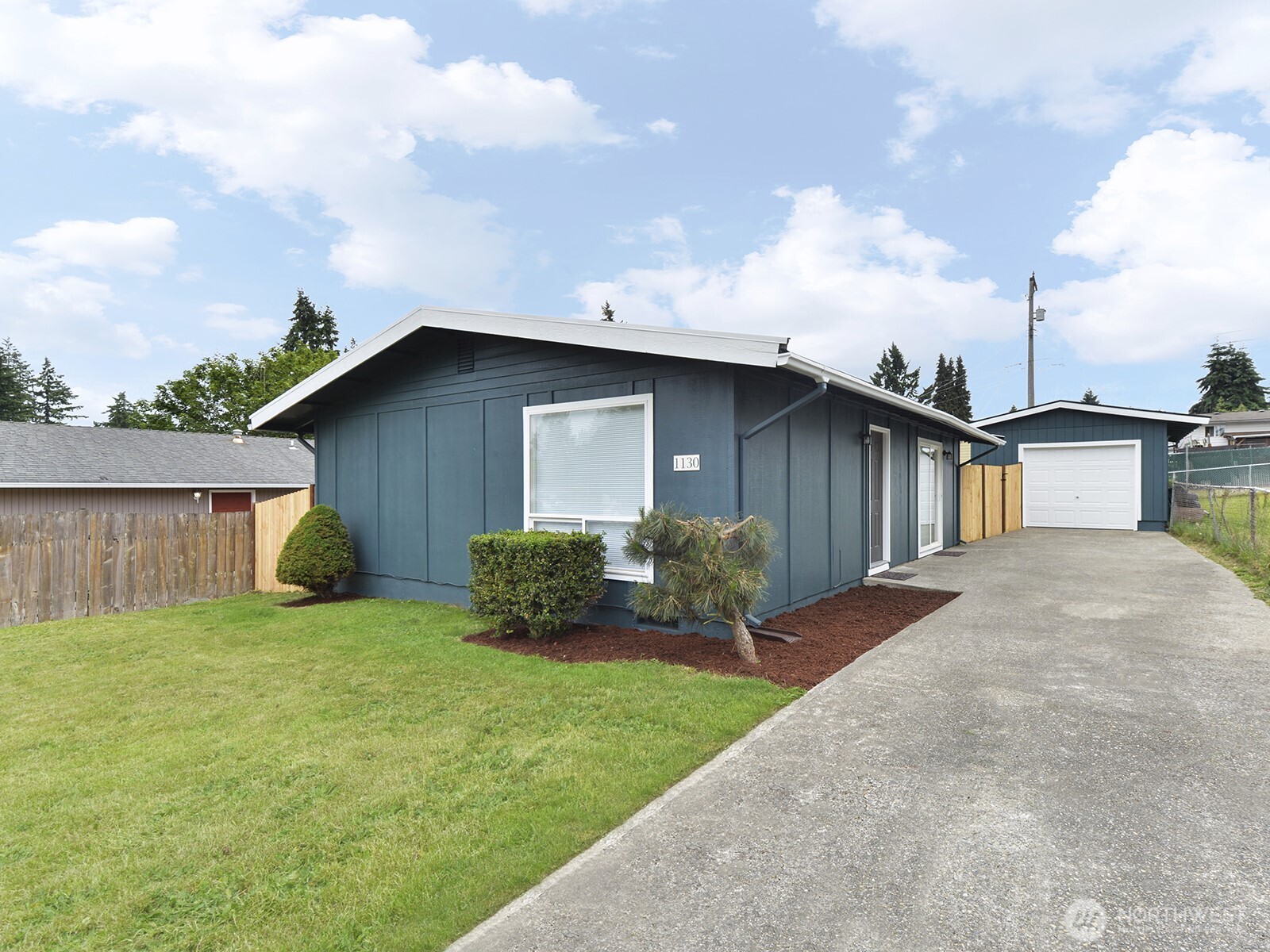 1130 E 51st Street Property Photo 1