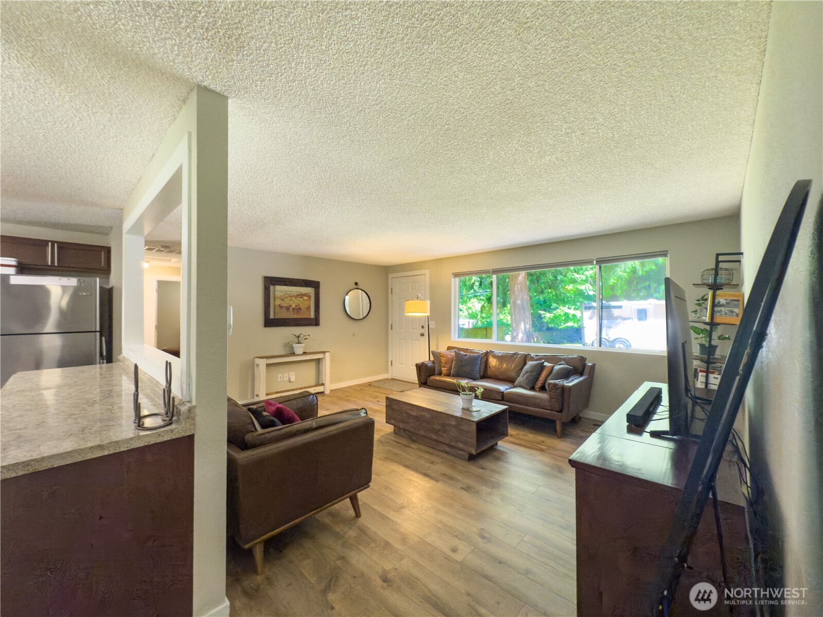 17714 Robinhood Lane Property Photo 4