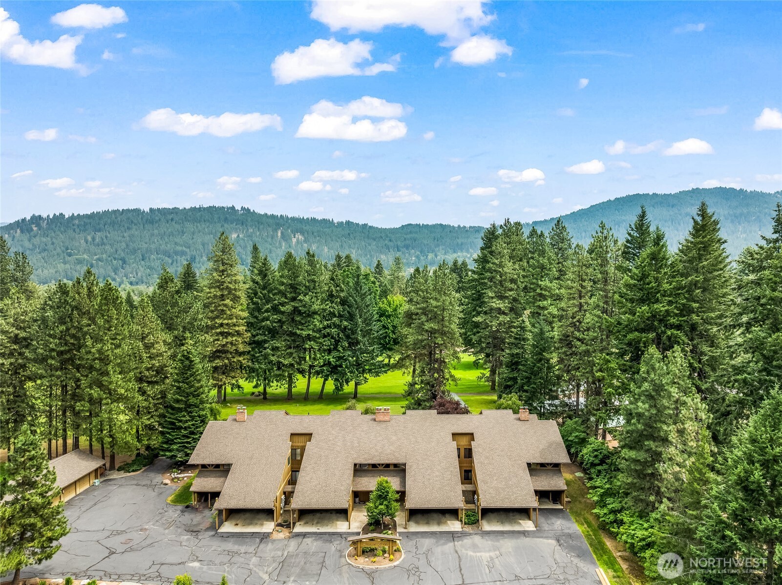 8975 Icicle Road F Property Photo 1