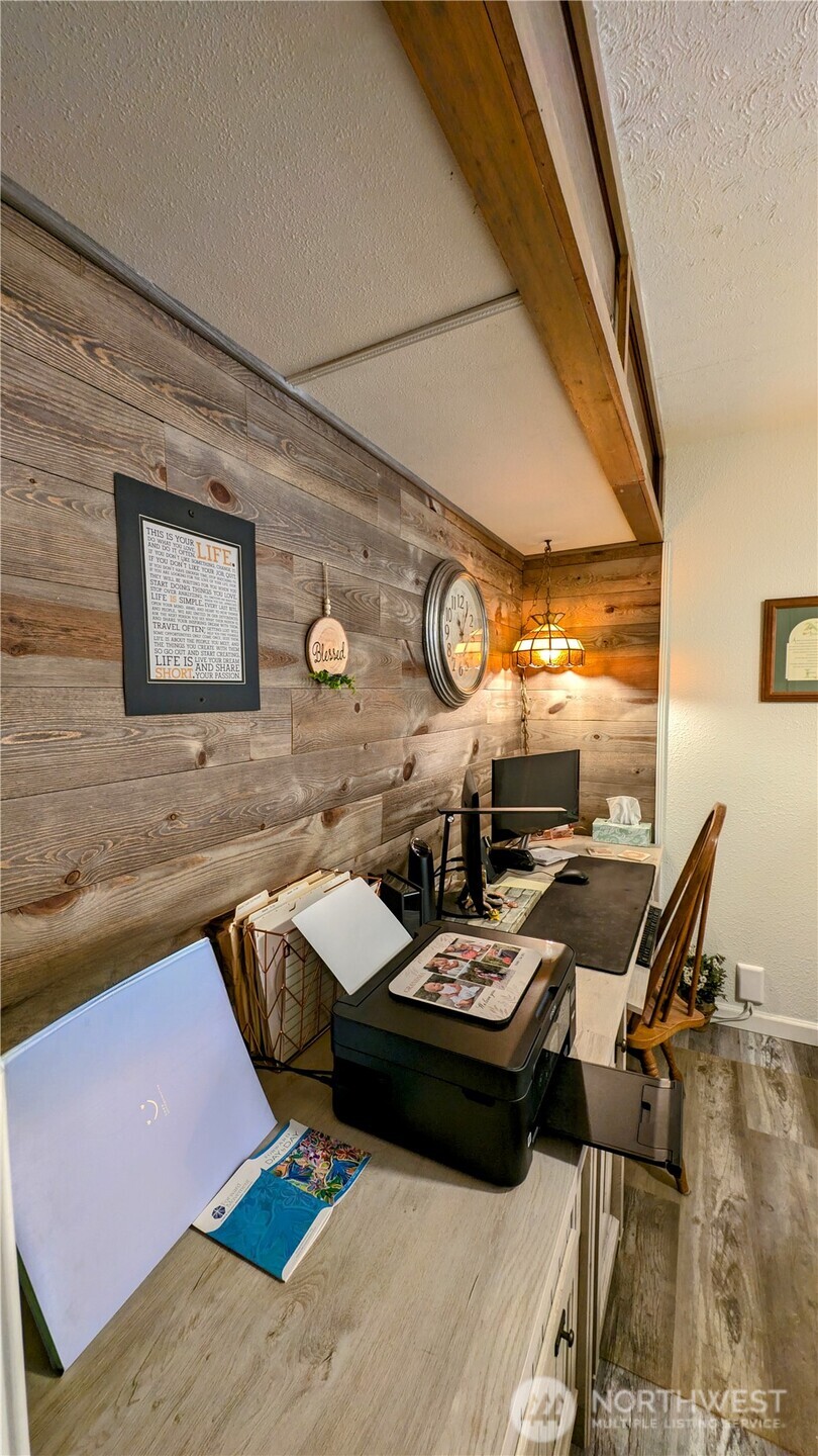 1215 273rd Place Property Photo 20
