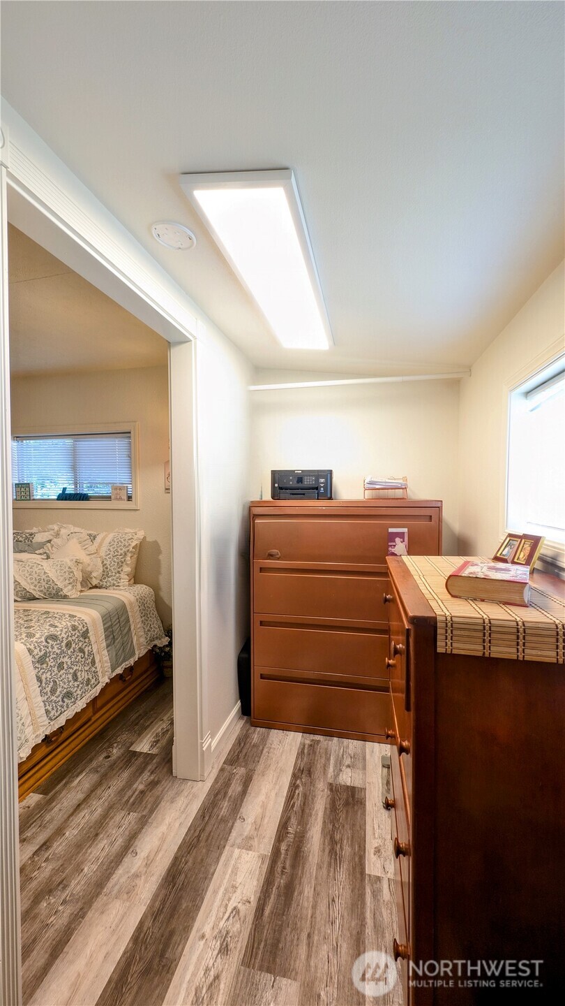 1215 273rd Place Property Photo 23