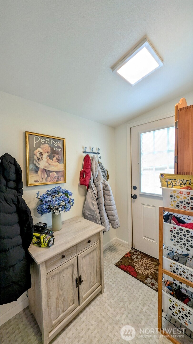 1215 273rd Place Property Photo 30