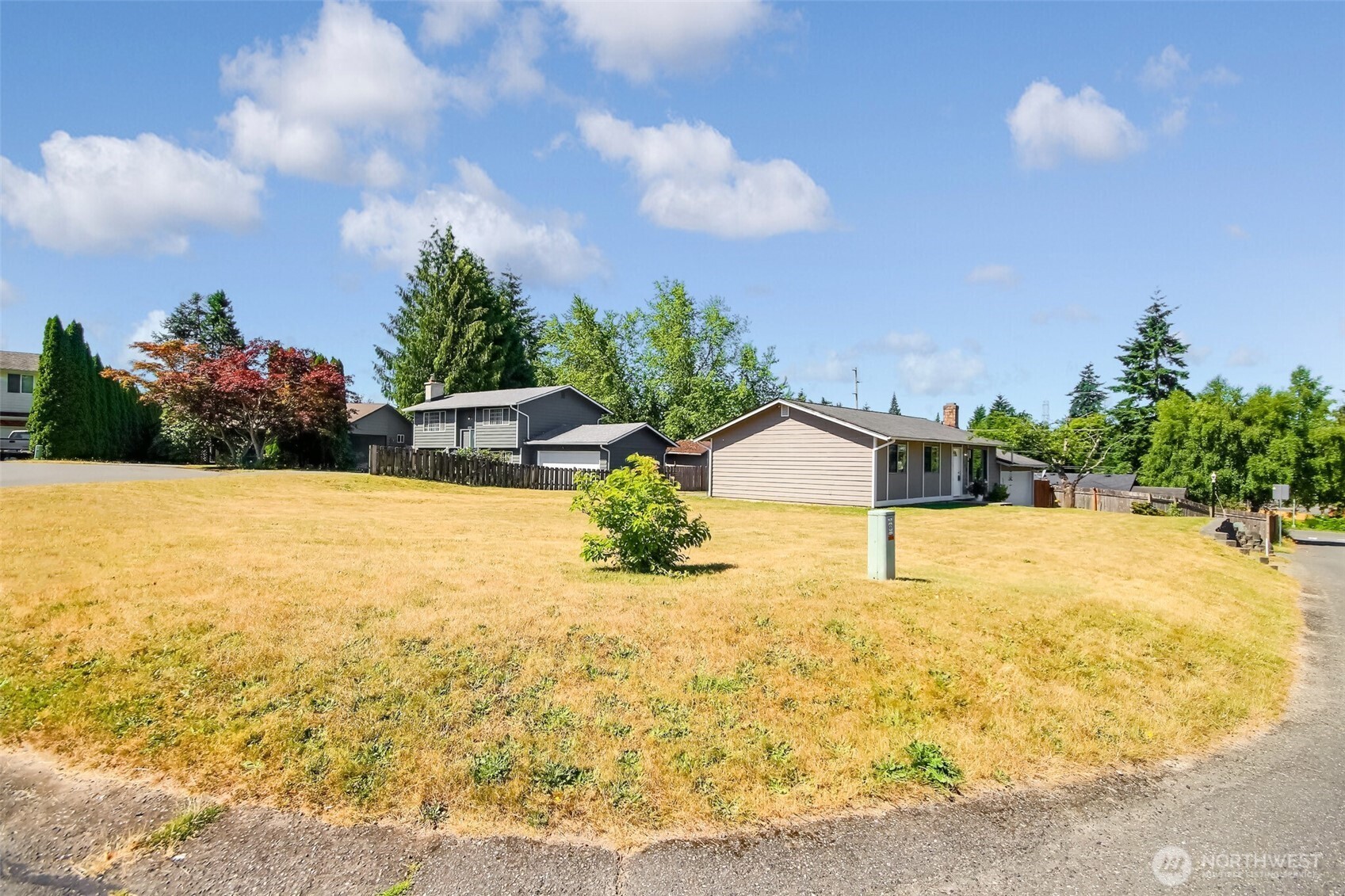 9120 8th Street Property Photo 4