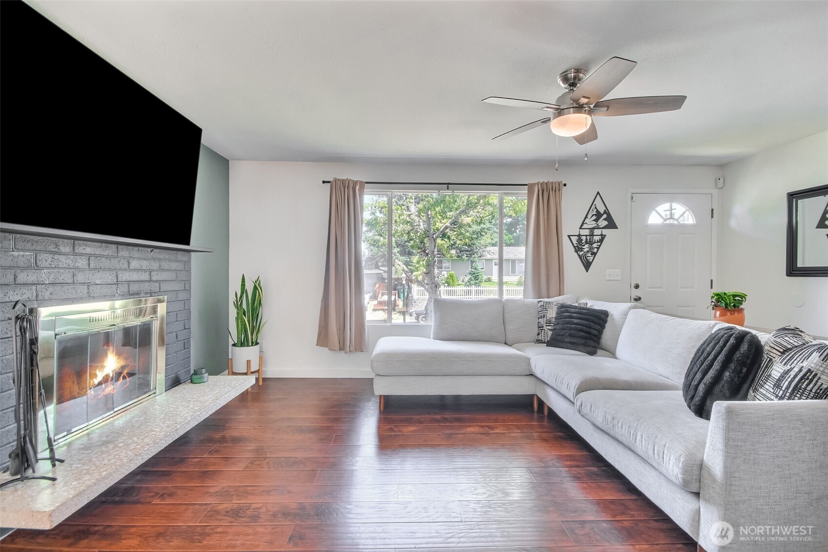 9120 8th Street Property Photo 7