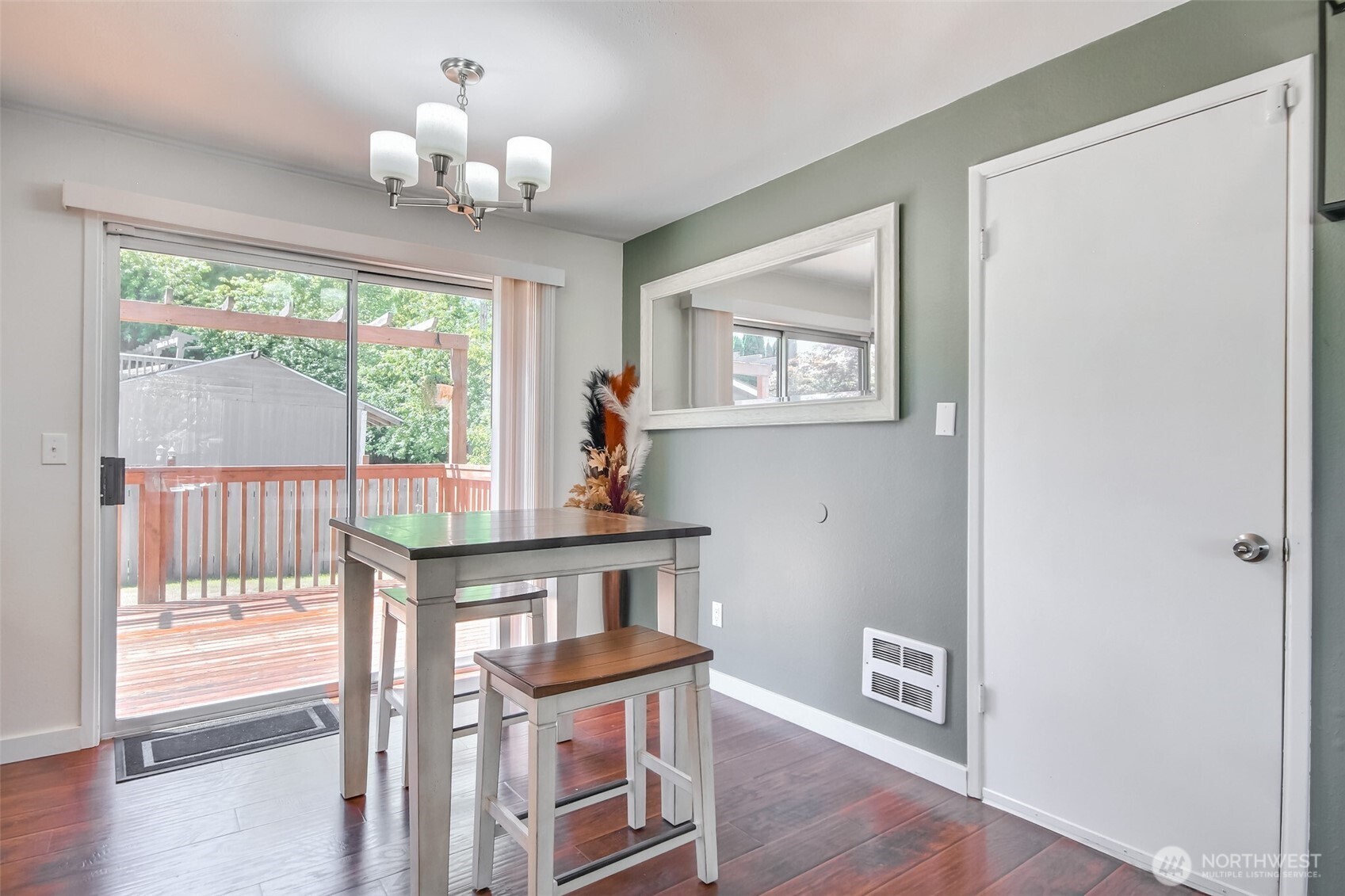 9120 8th Street Property Photo 10