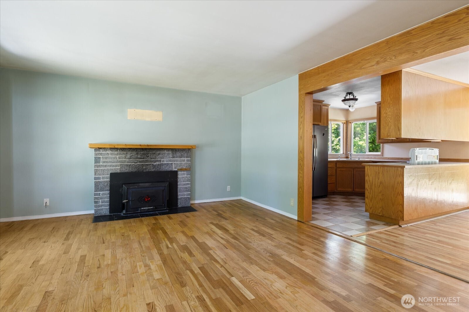 867 Walker Avenue Property Photo 7
