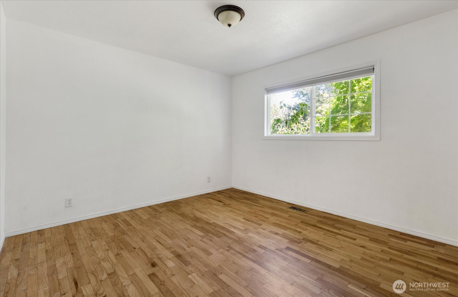 867 Walker Avenue Property Photo 16