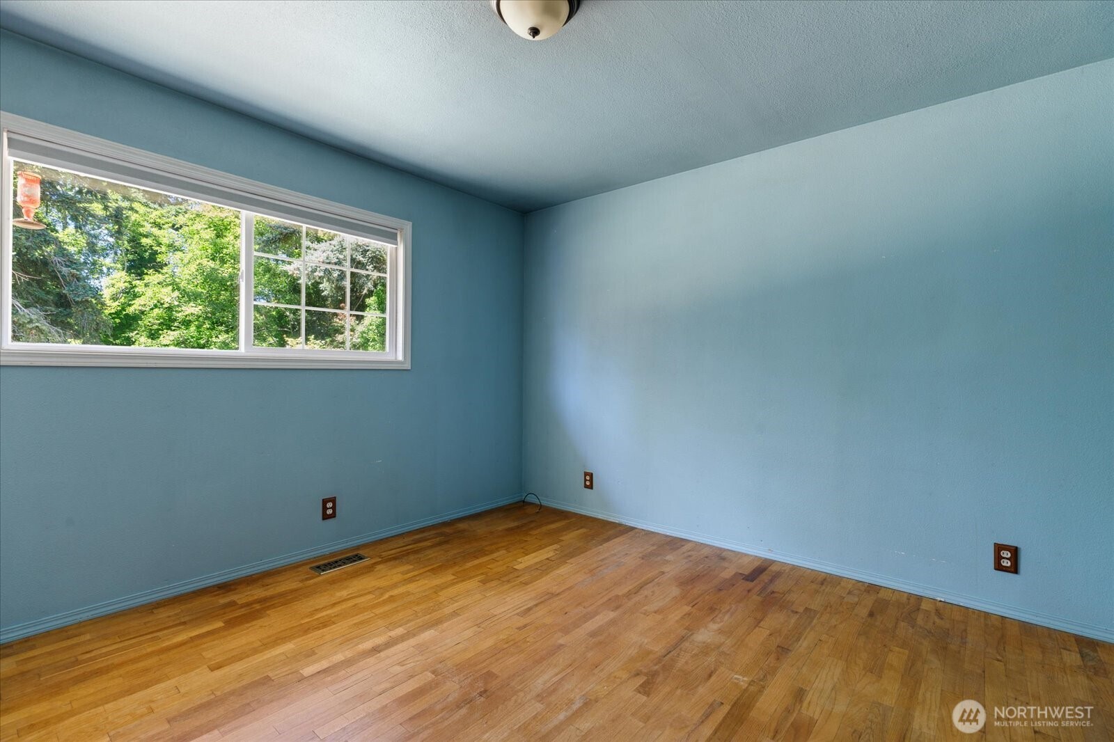 867 Walker Avenue Property Photo 20