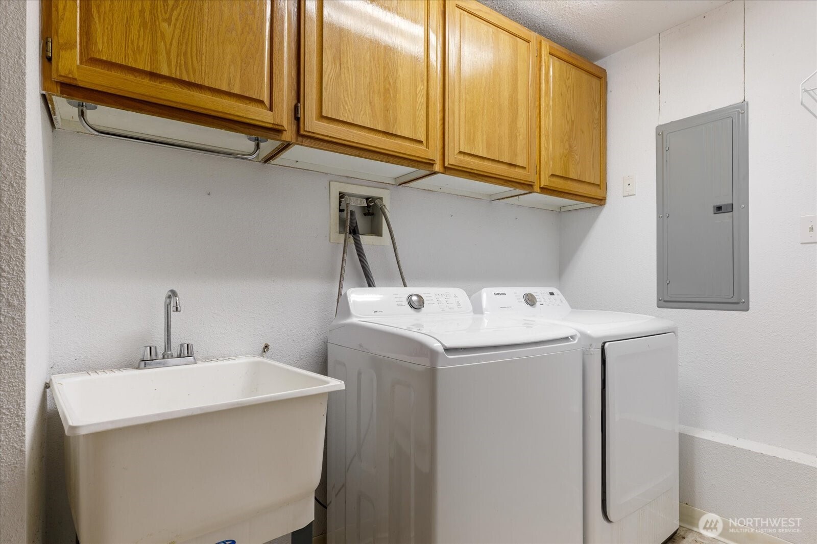 867 Walker Avenue Property Photo 23