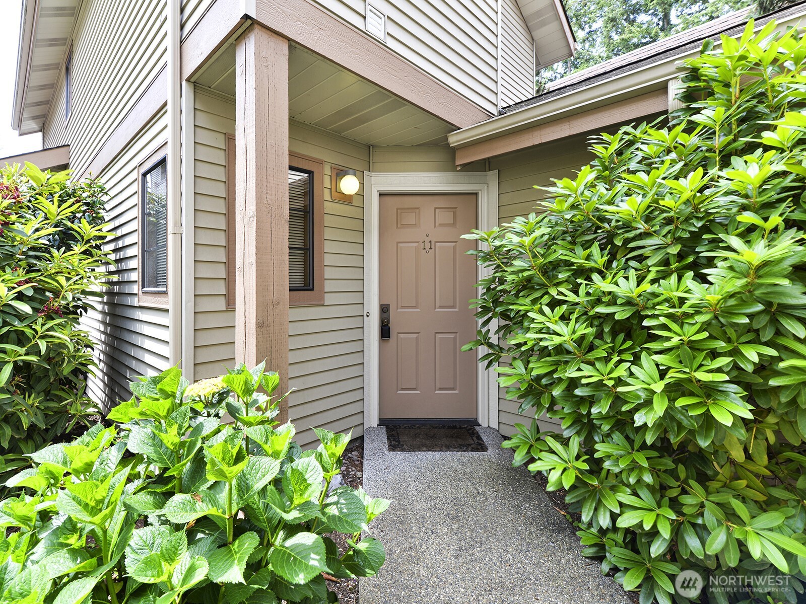 1572 Ne 177th Street B11 Property Photo 1