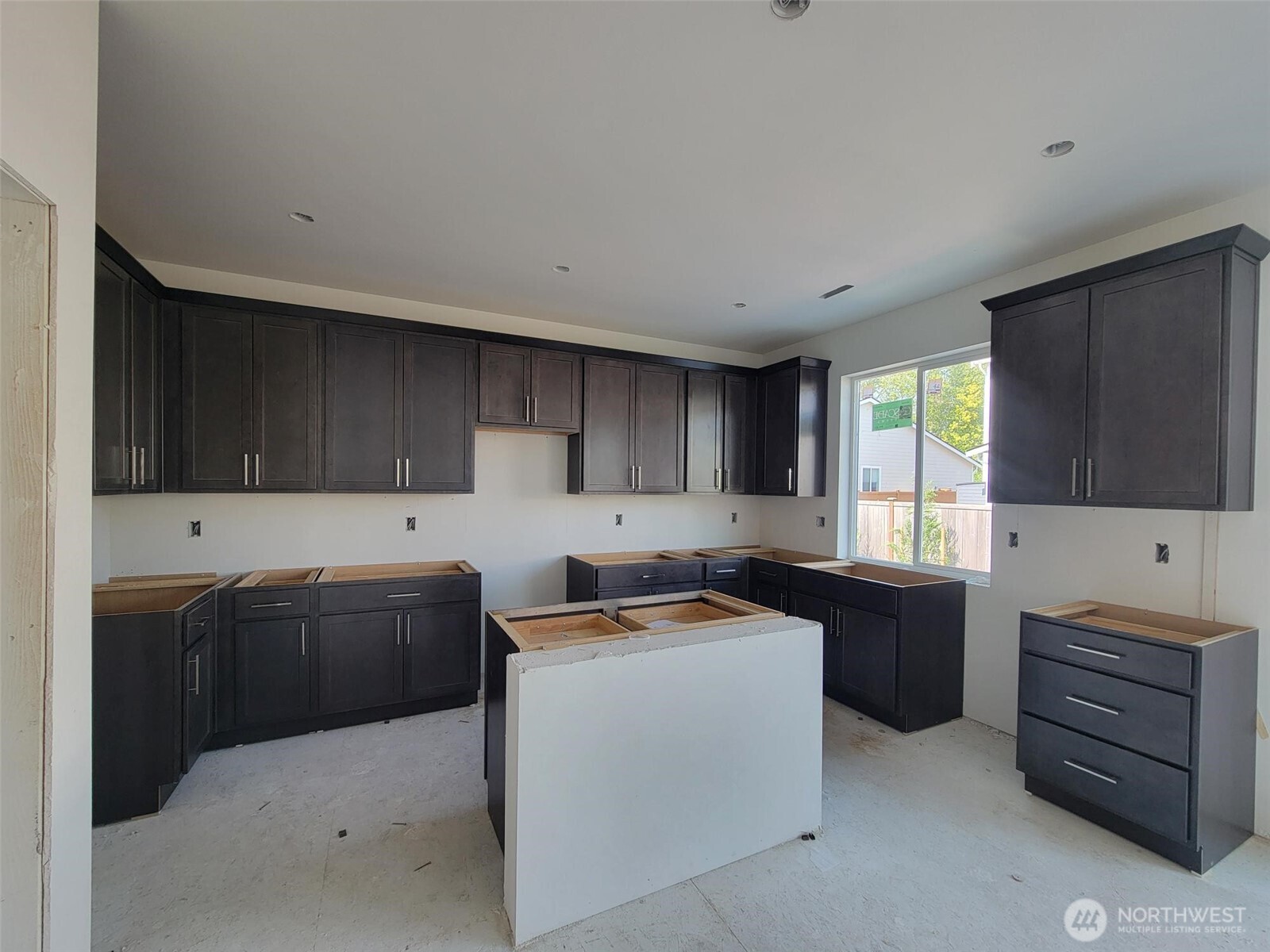 801 Smith Street 34 Property Photo 4