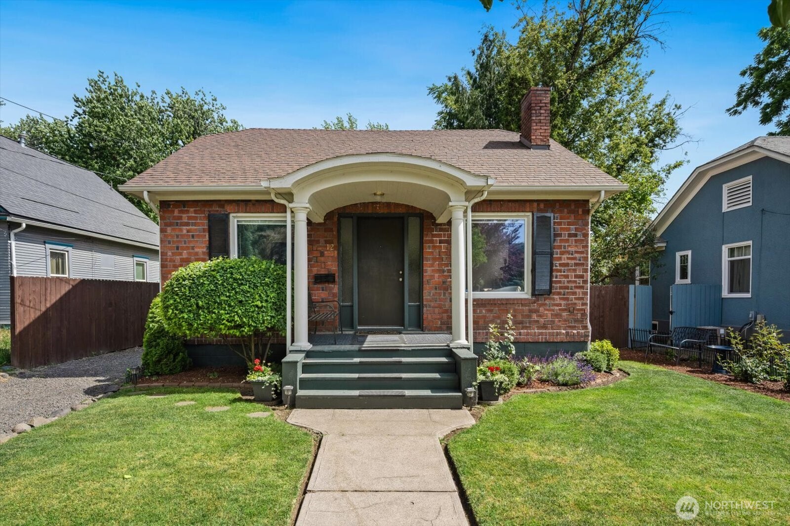 12 Newell Street Property Photo 1
