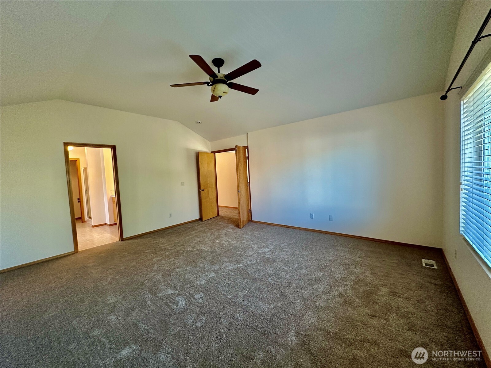 807 Williams Street Property Photo 13