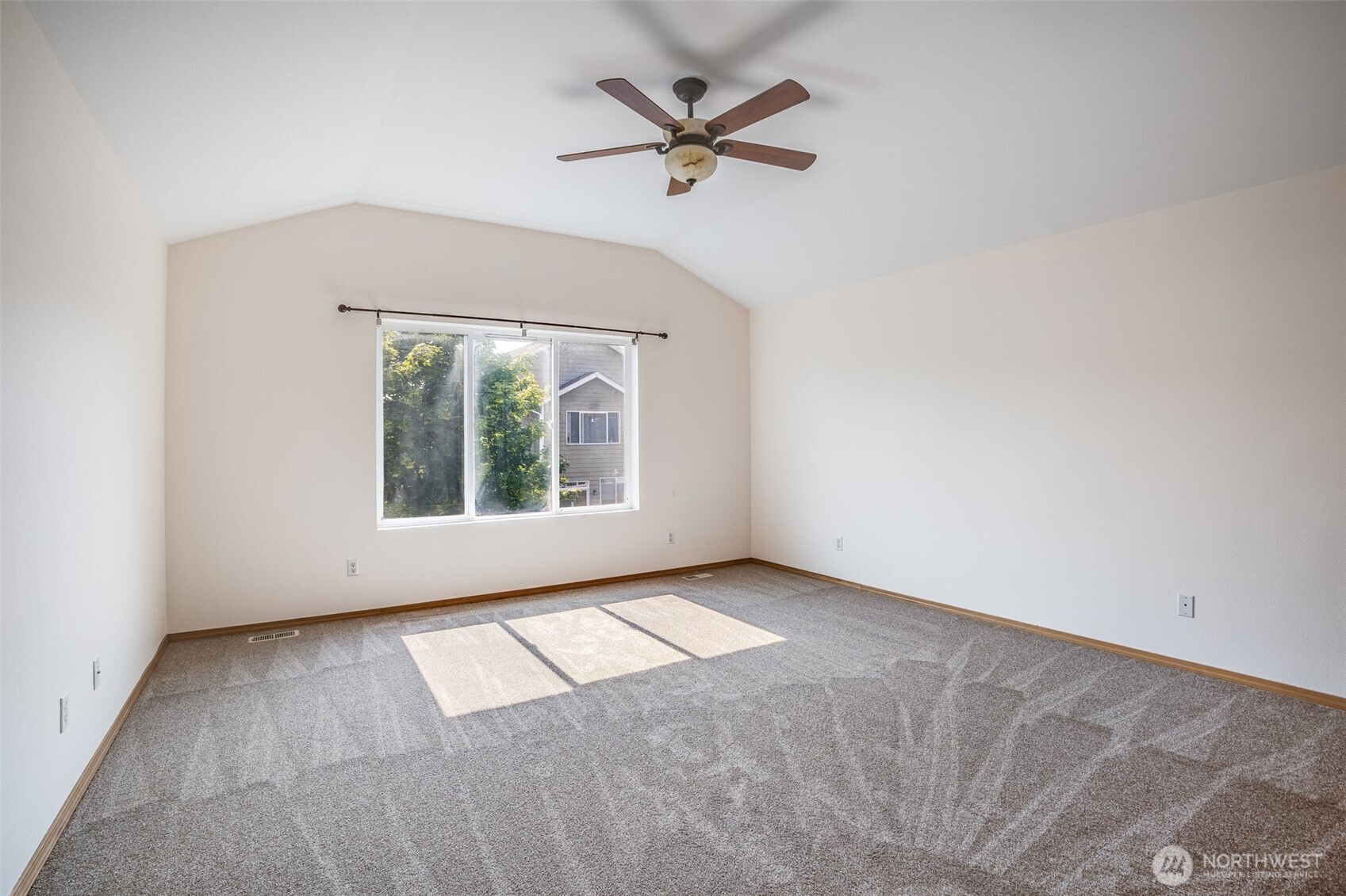 807 Williams Street Property Photo 14