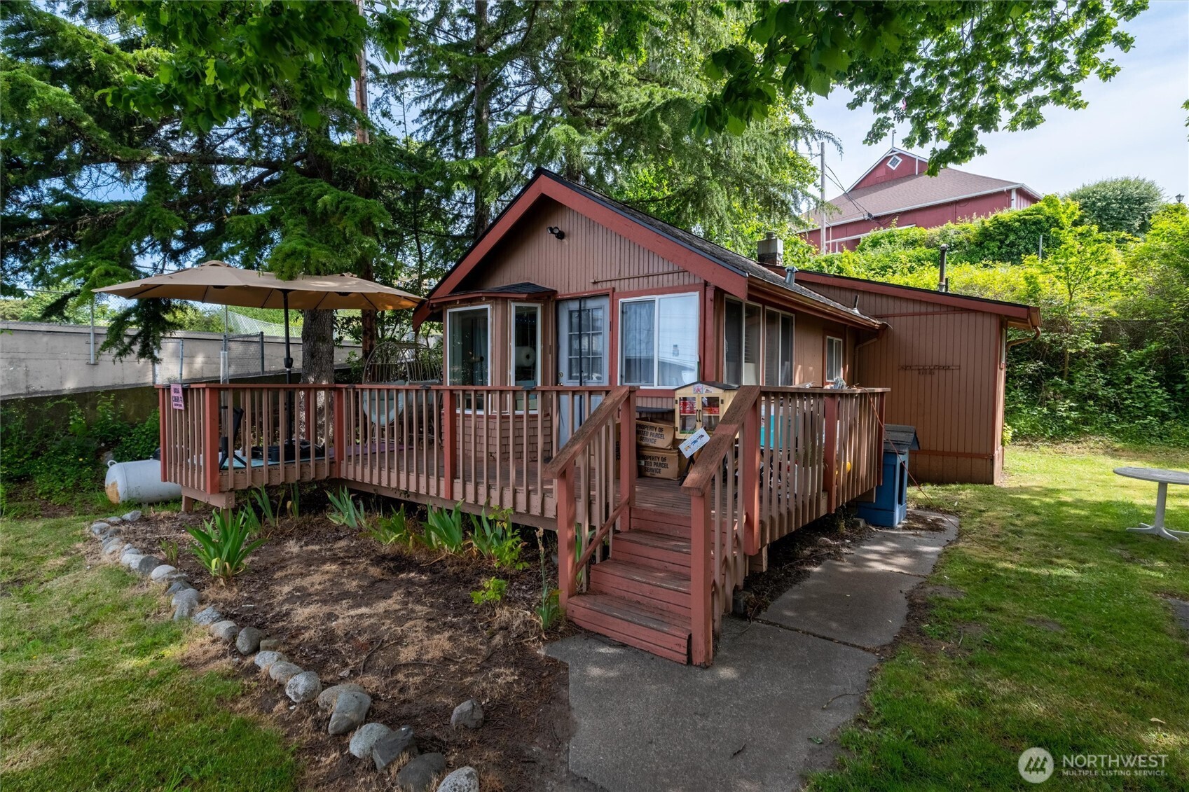 8036 Birch Bay Drive Property Photo 14