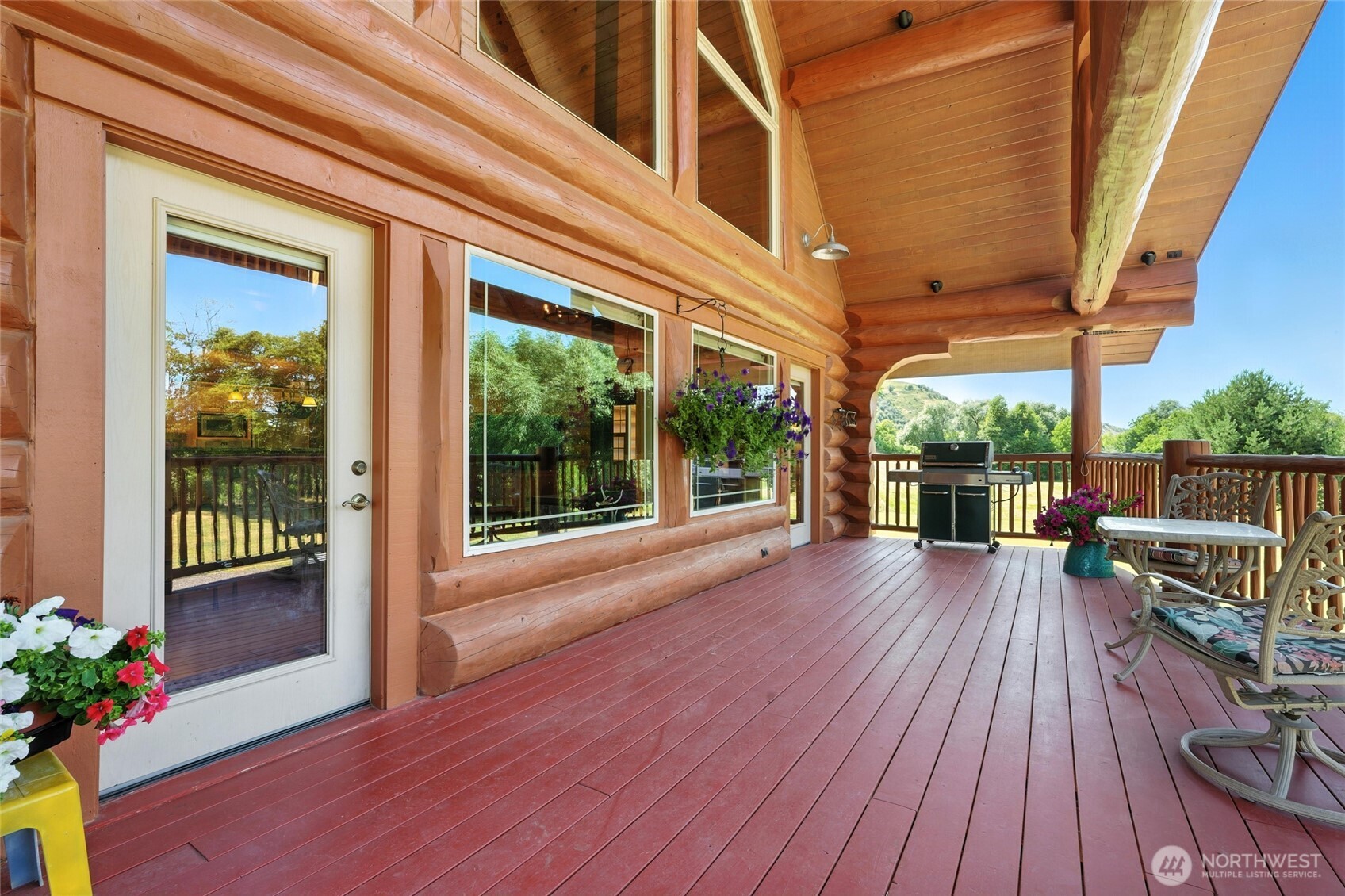 1025 Orchard Street Property Photo 28